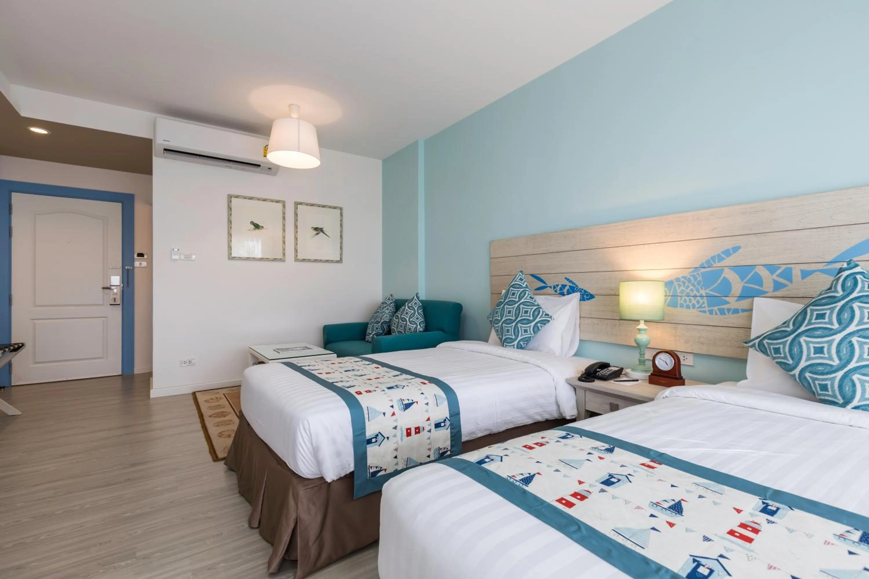 Bed in Somewhere Koh Sichang