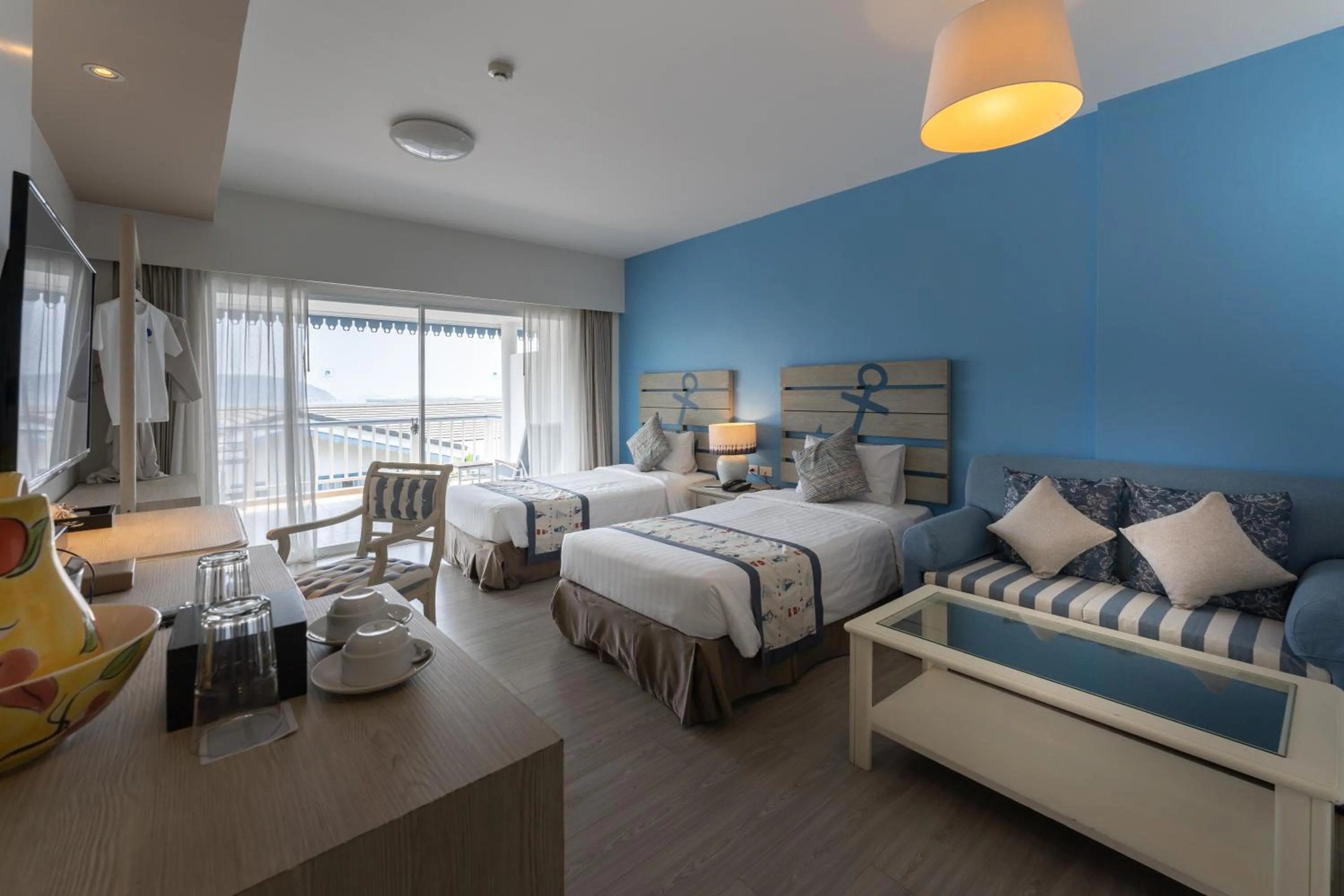 Bed in Somewhere Koh Sichang