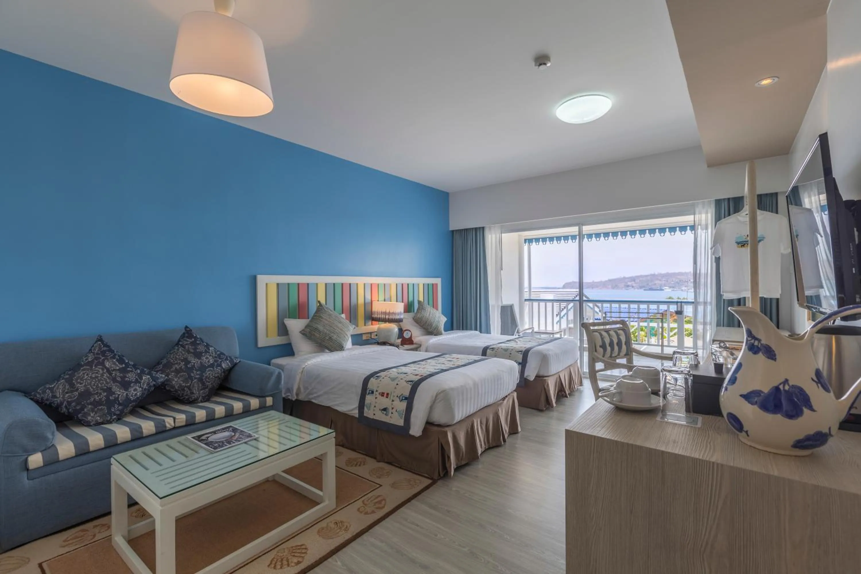 Bed in Somewhere Koh Sichang