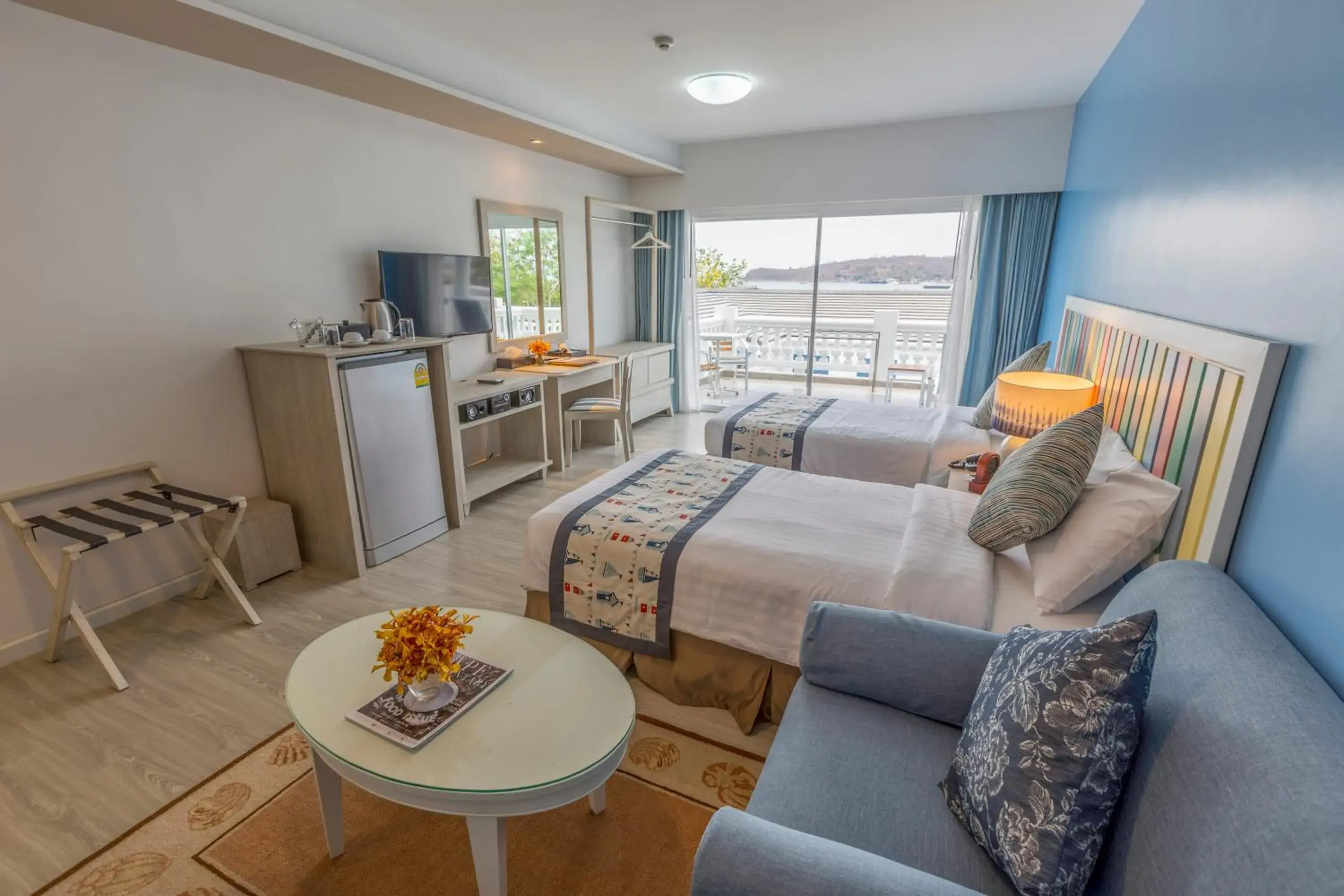 Bed in Somewhere Koh Sichang Bed in Somewhere Koh Sichang