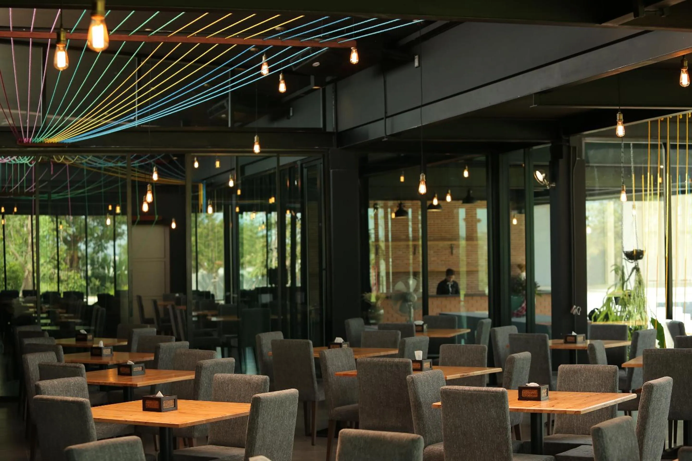 Restaurant/places to eat in Navela Hotel & Convention