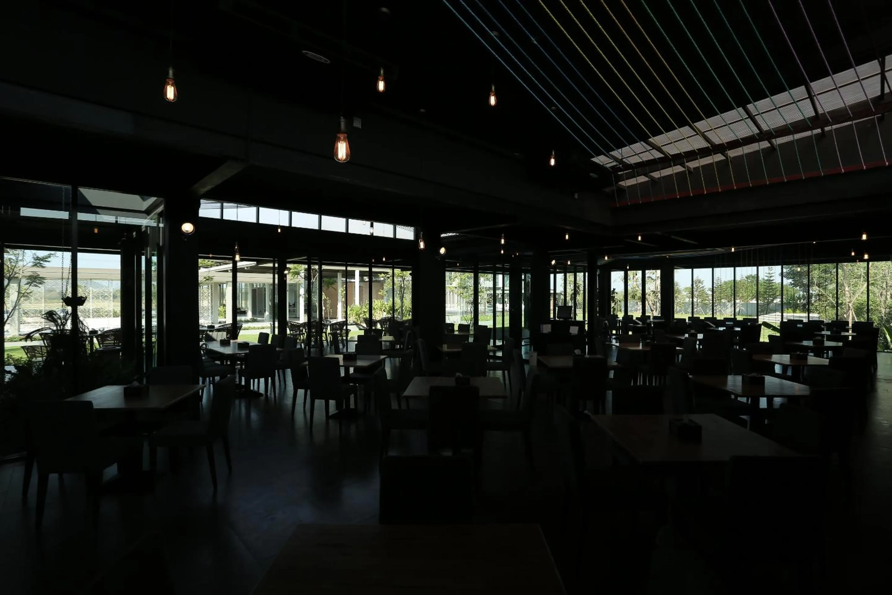 Restaurant/places to eat in Navela Hotel & Convention