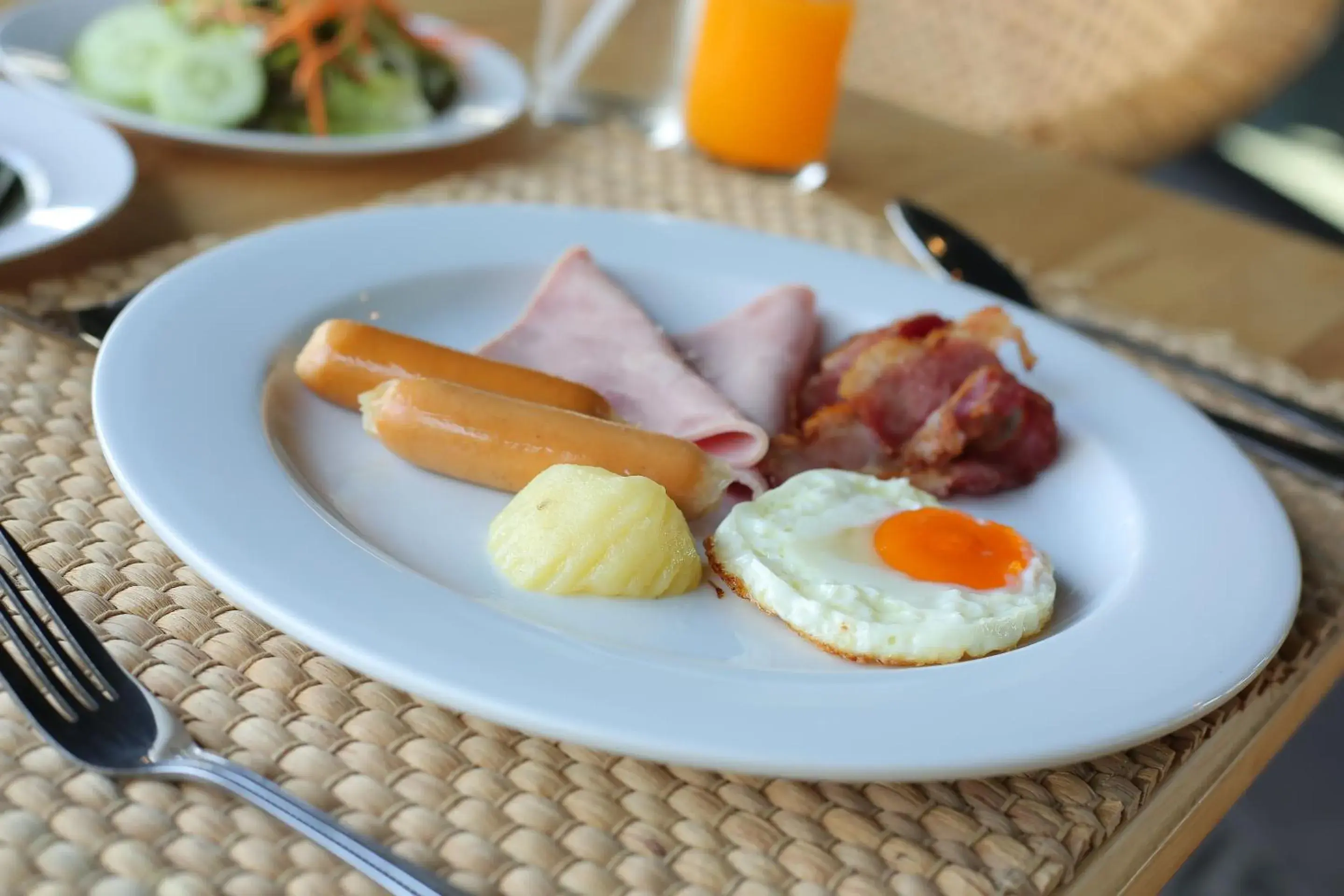 American breakfast in Navela Hotel & Convention
