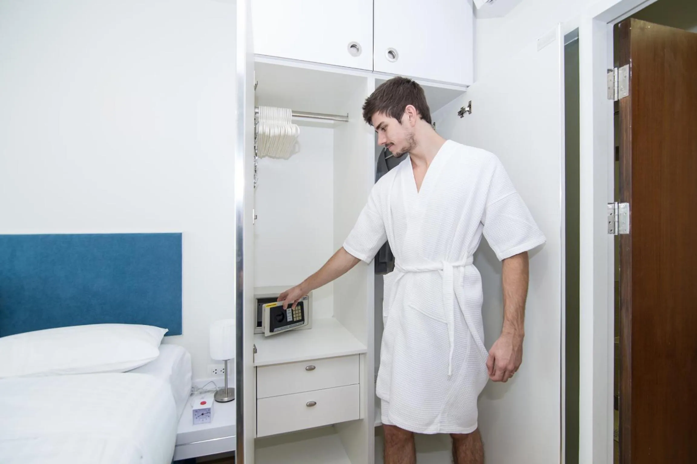 Bedroom in First Choice Grand Suites Sha Plus Extra