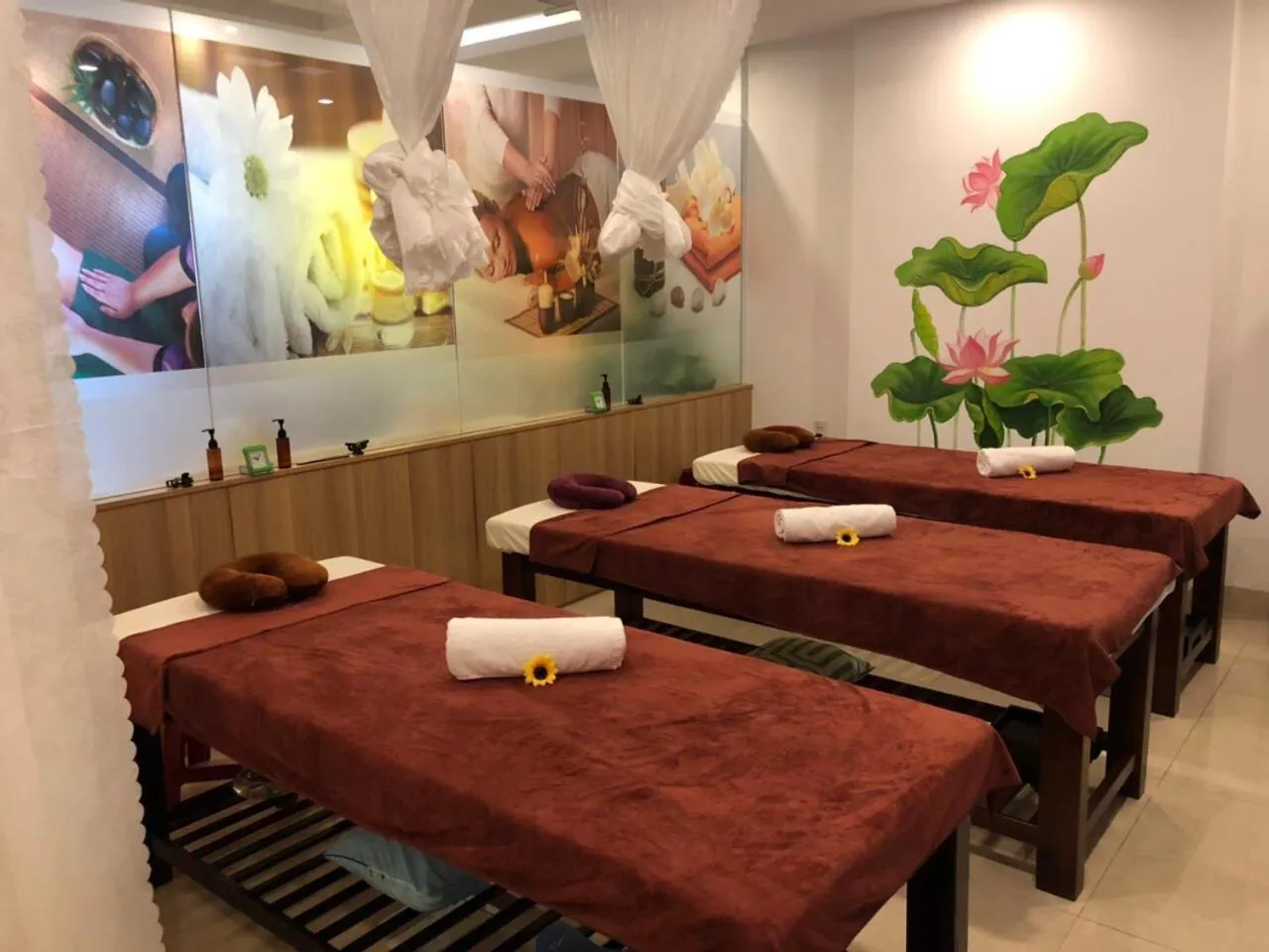 Massage in Helios Boutique Hotel & Spa