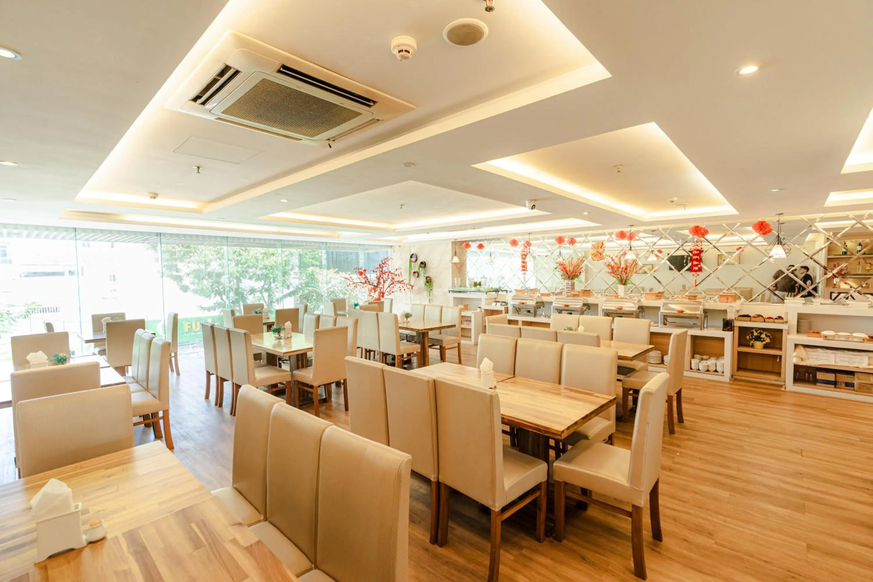 Restaurant/places to eat in Terra boutique hotel