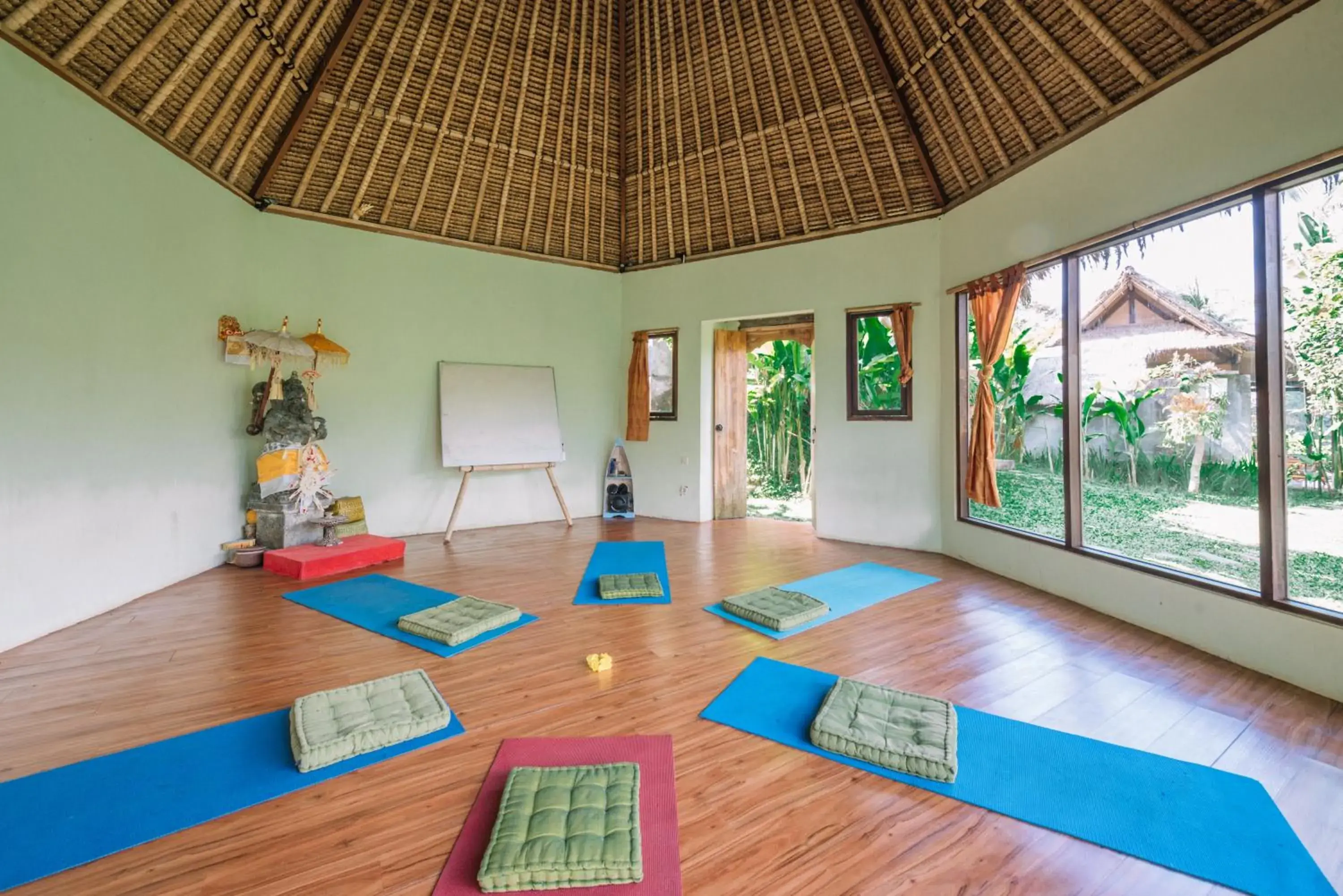 Fitness centre/facilities in Bersila La Maison Du Bonheur Fitness centre/facilities in Bersila La Maison Du Bonheur