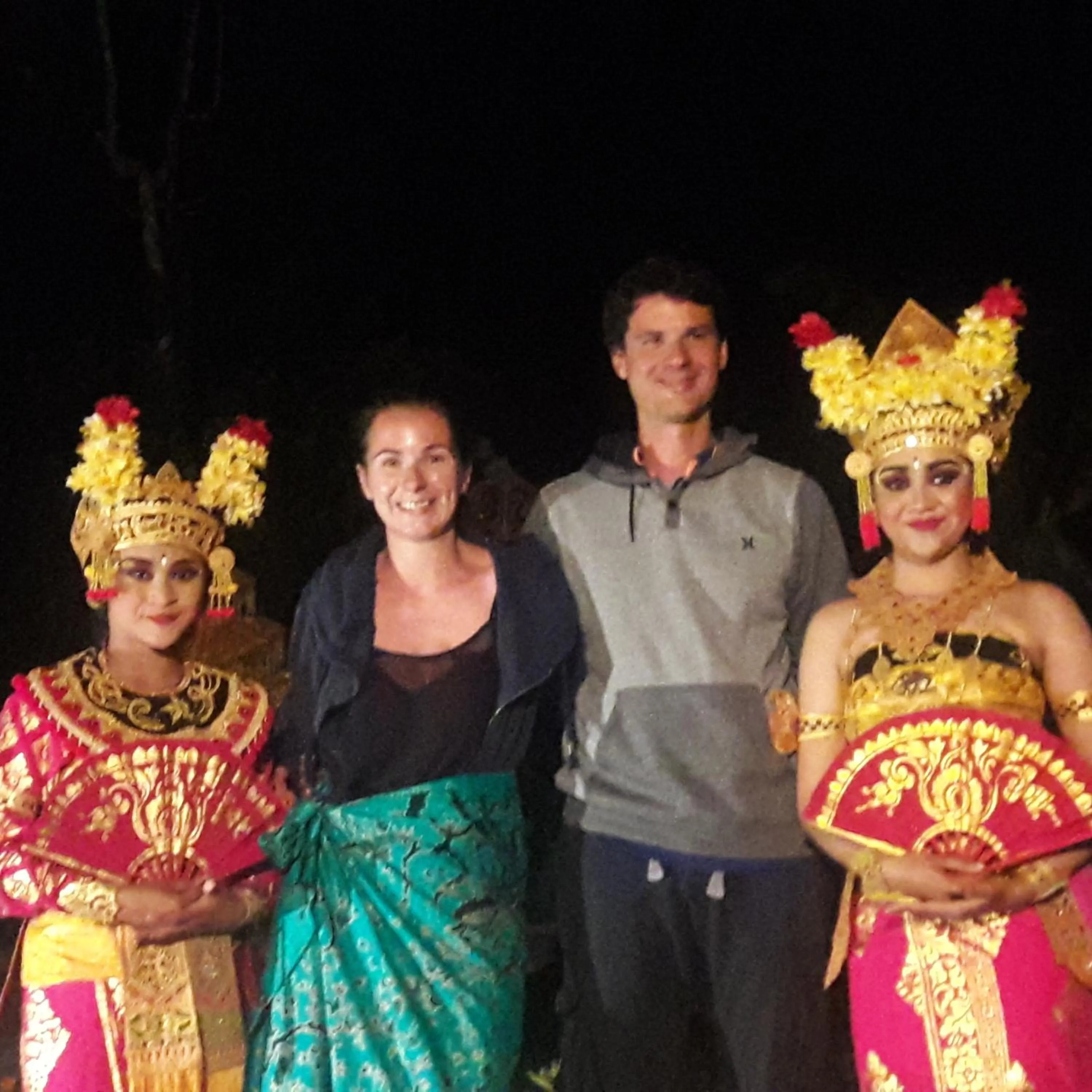 Night in Bersila La Maison Du Bonheur