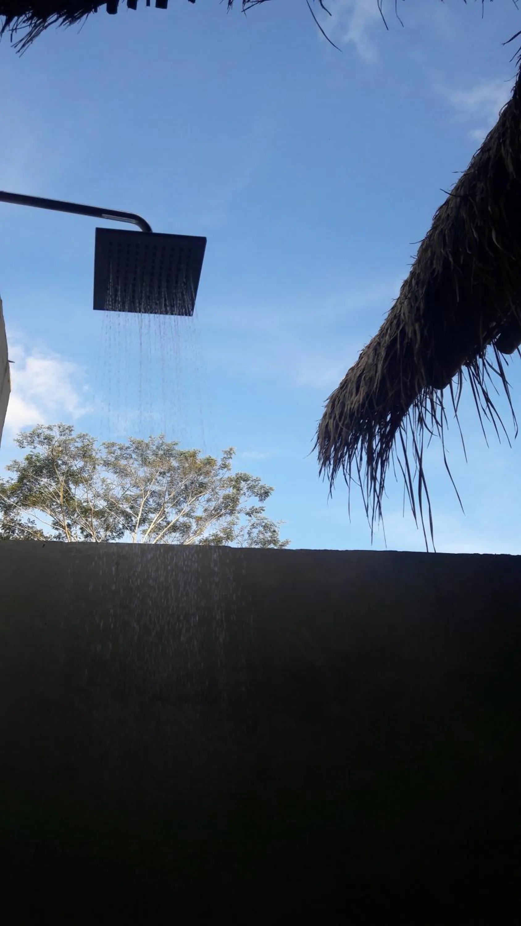 Shower in Bersila La Maison Du Bonheur