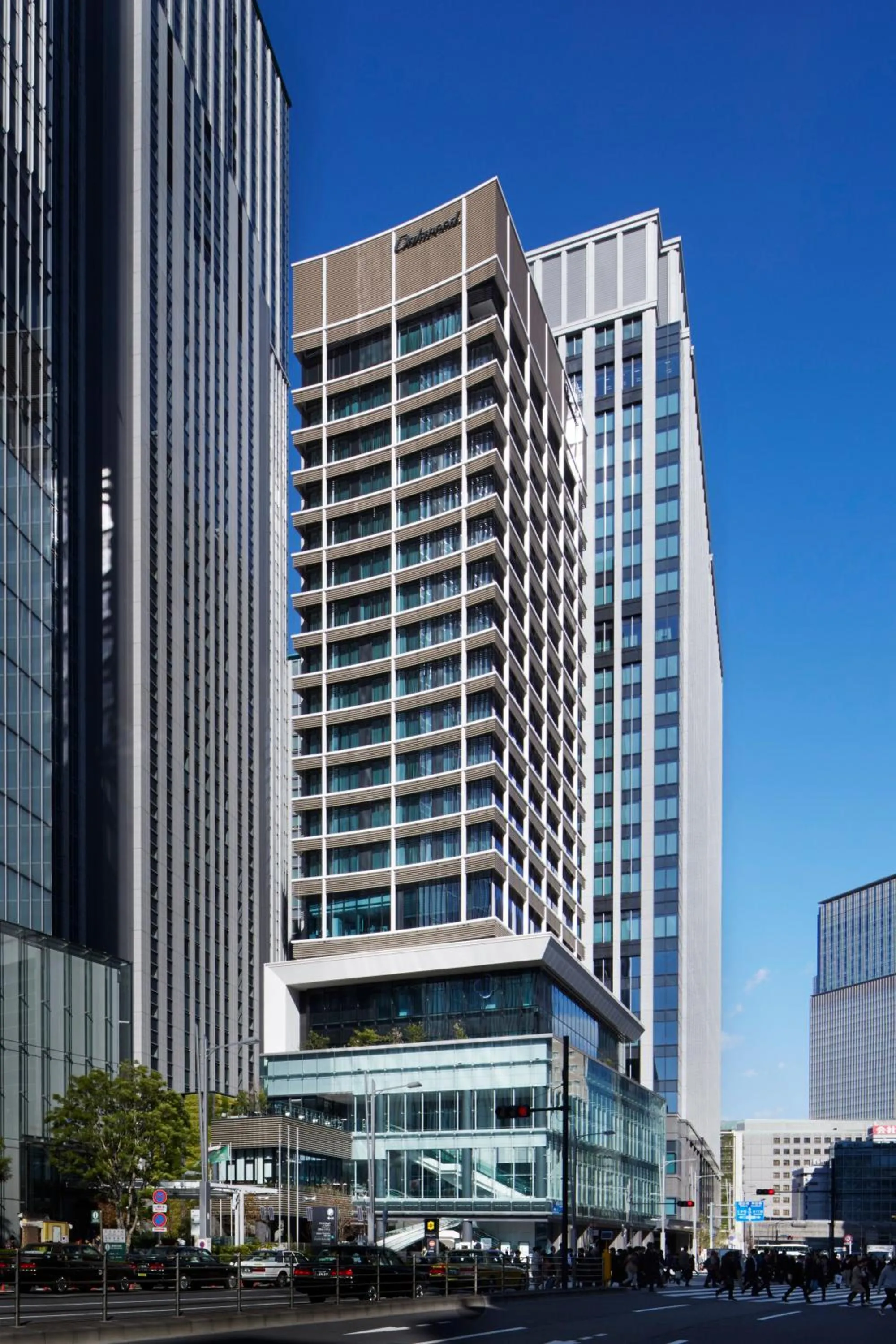 Facade/entrance in Oakwood Premier Tokyo