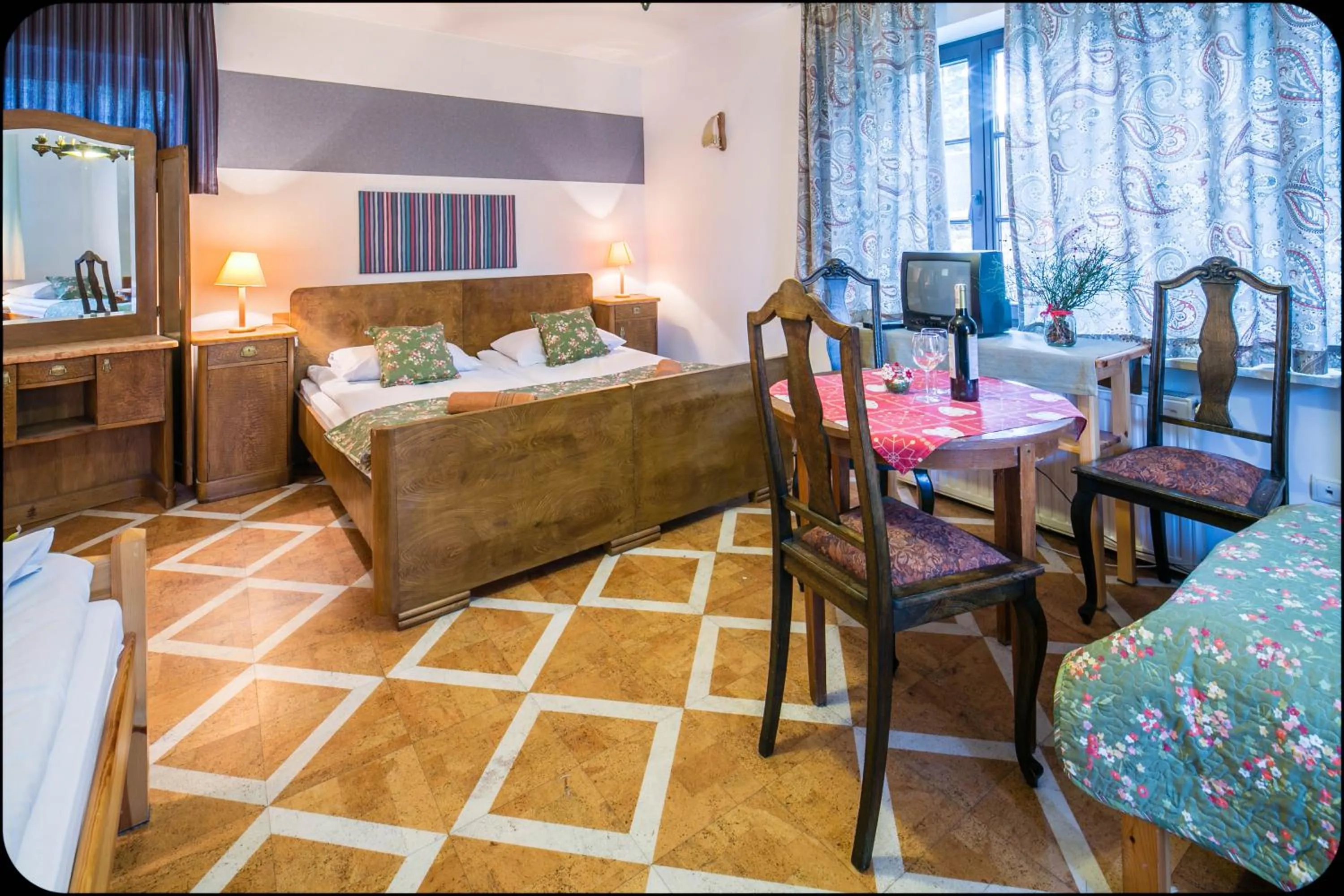 Photo of the whole room, Bed in Willa Alpina