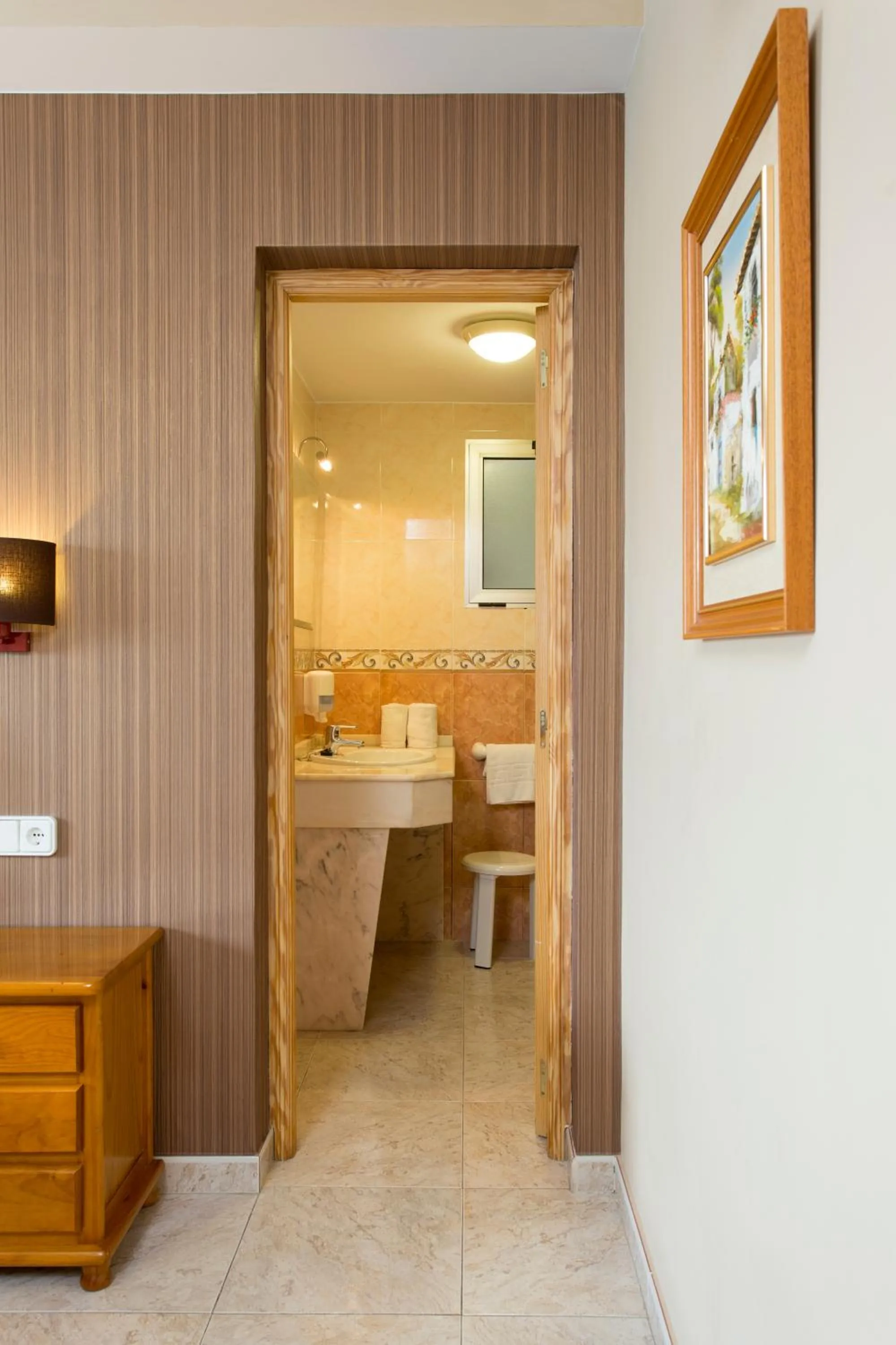 Bathroom in Hotel Noguera El Albir
