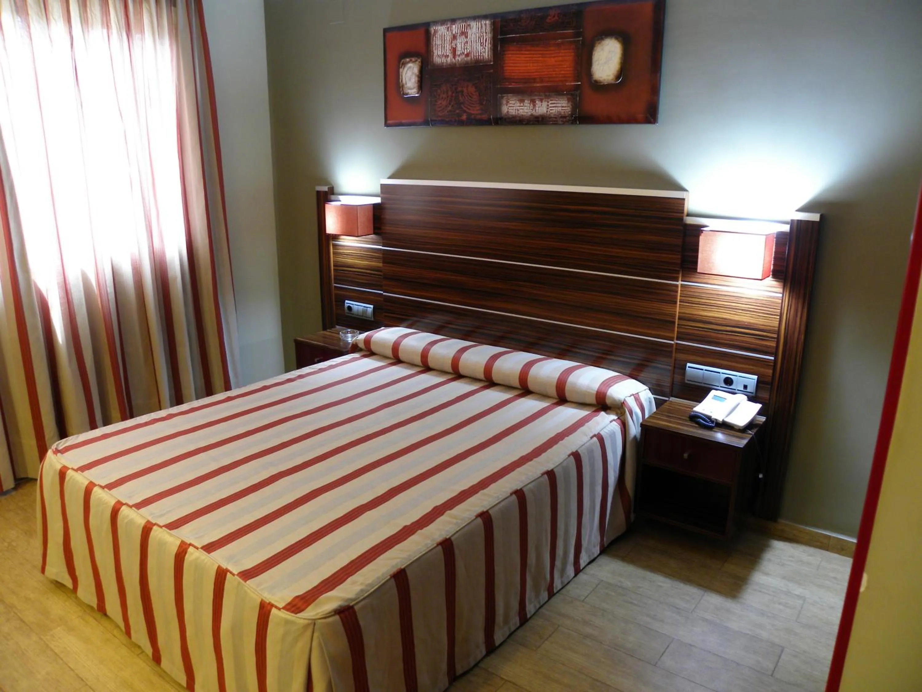 Photo of the whole room, Bed in Hotel Noguera El Albir