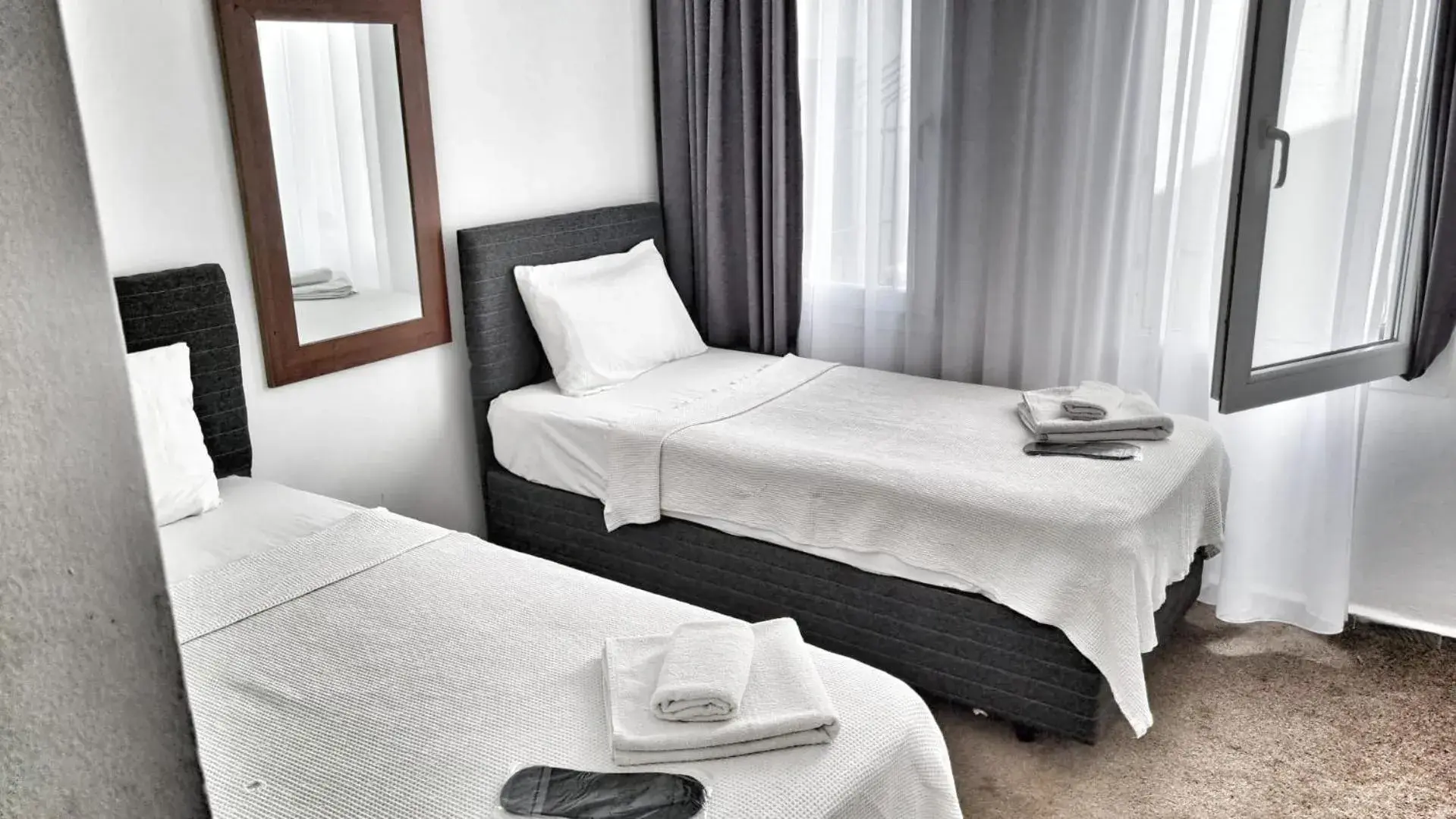 Standard Twin Room in Merkez Kumsal Pansiyon Standard Twin Room in Merkez Kumsal Pansiyon