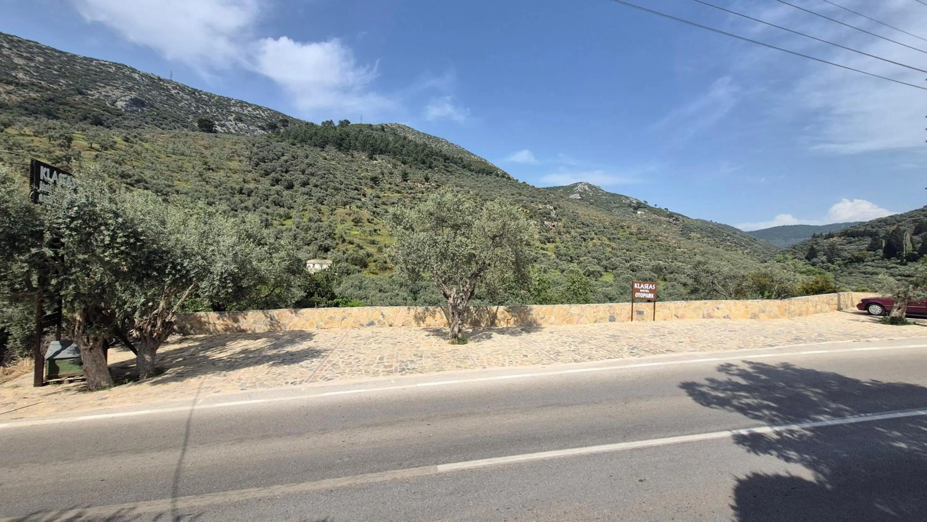 Parking in Şirince Klaseas Hotel&Restaurant