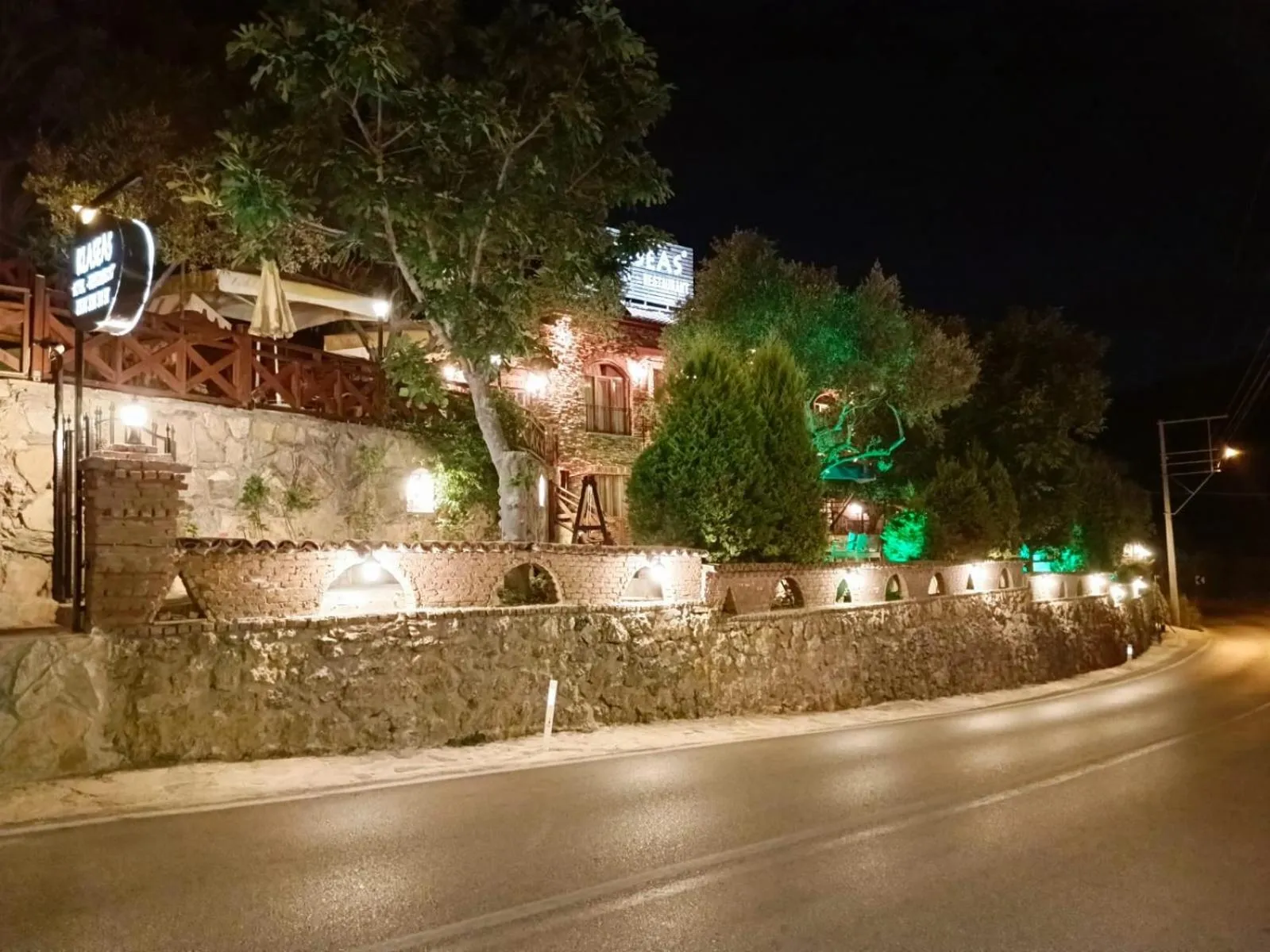 Property building in Şirince Klaseas Hotel&Restaurant