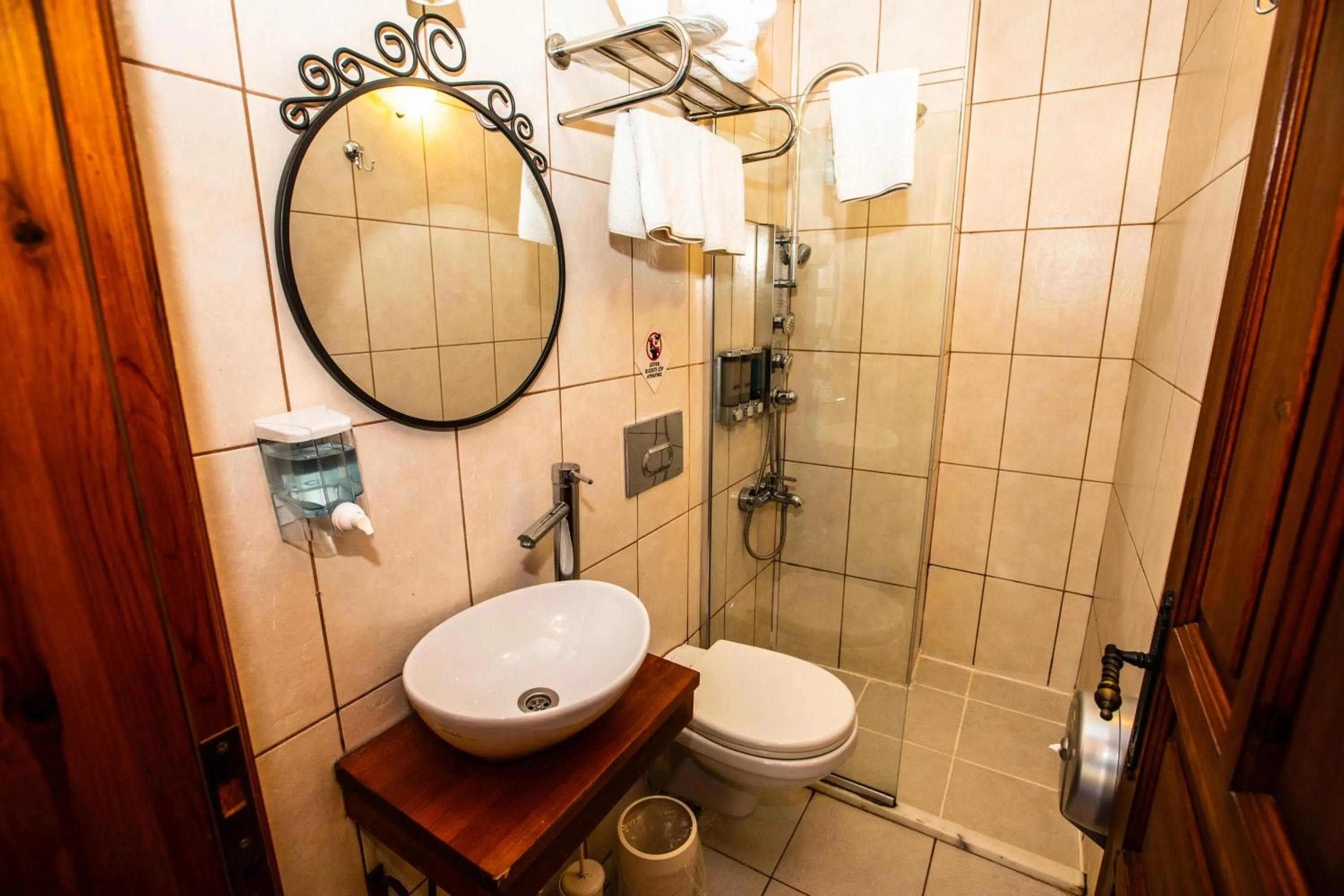 Bathroom in Şirince Klaseas Hotel&Restaurant