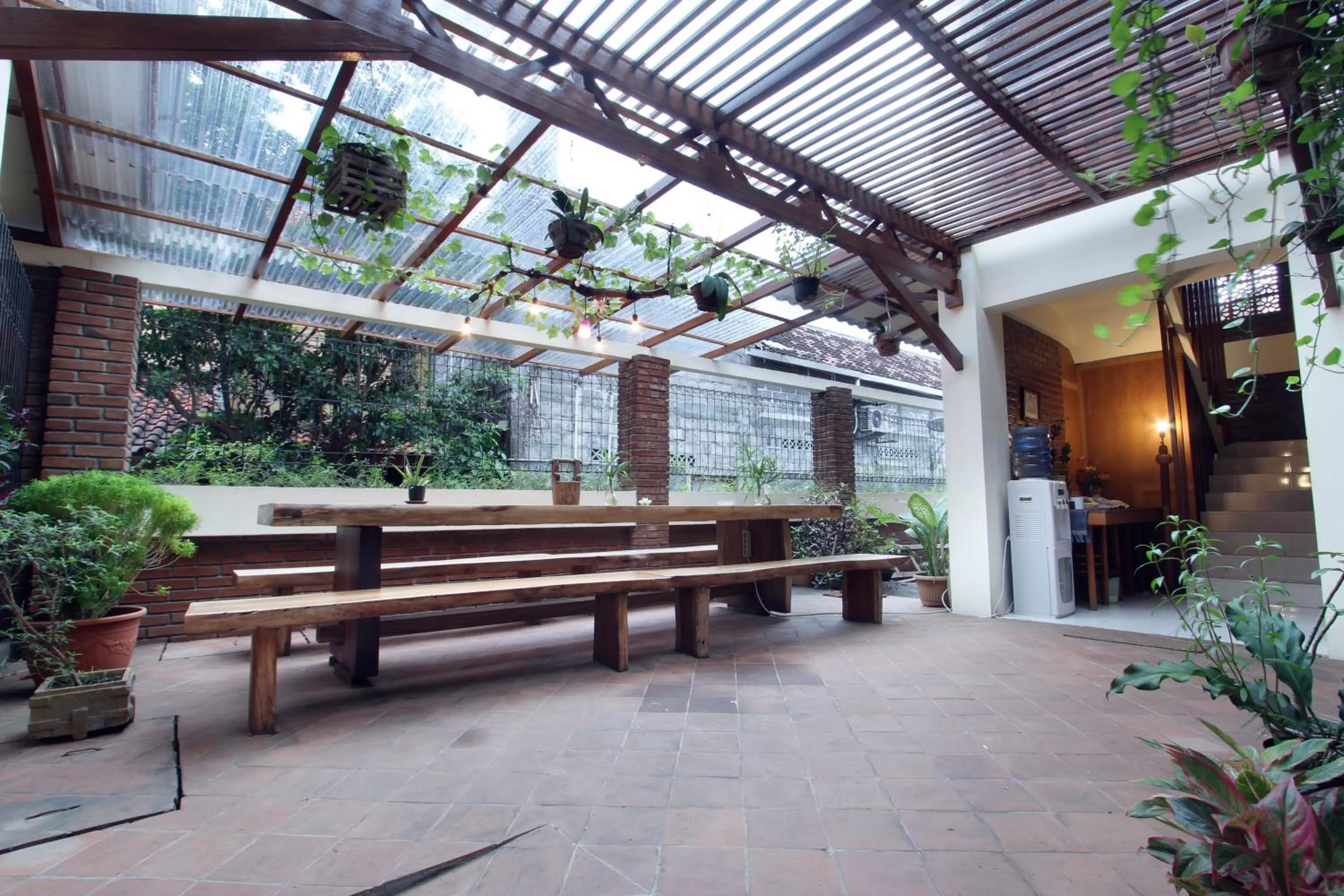 Restaurant/places to eat in De Hostel Yogyakarta