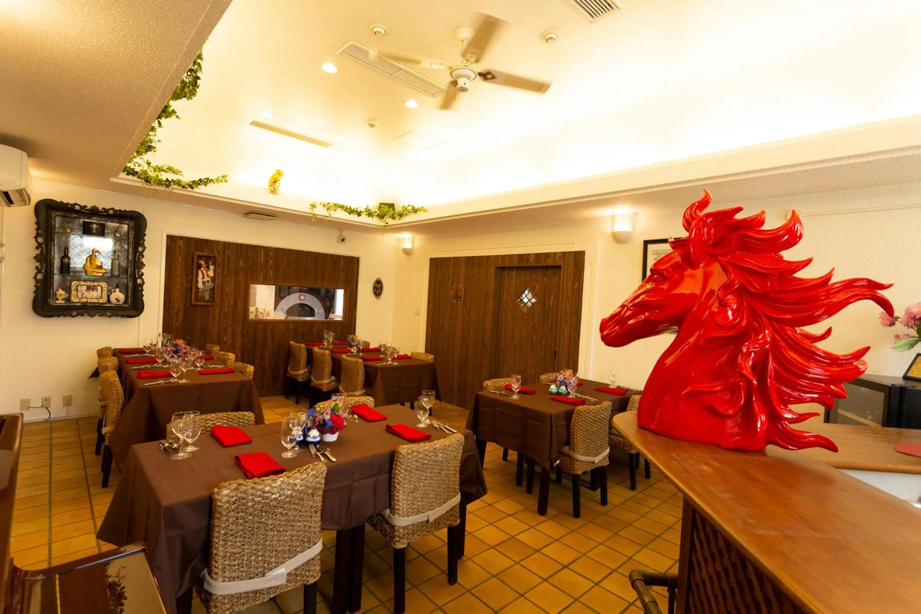 Restaurant/places to eat in Villa Ortigia