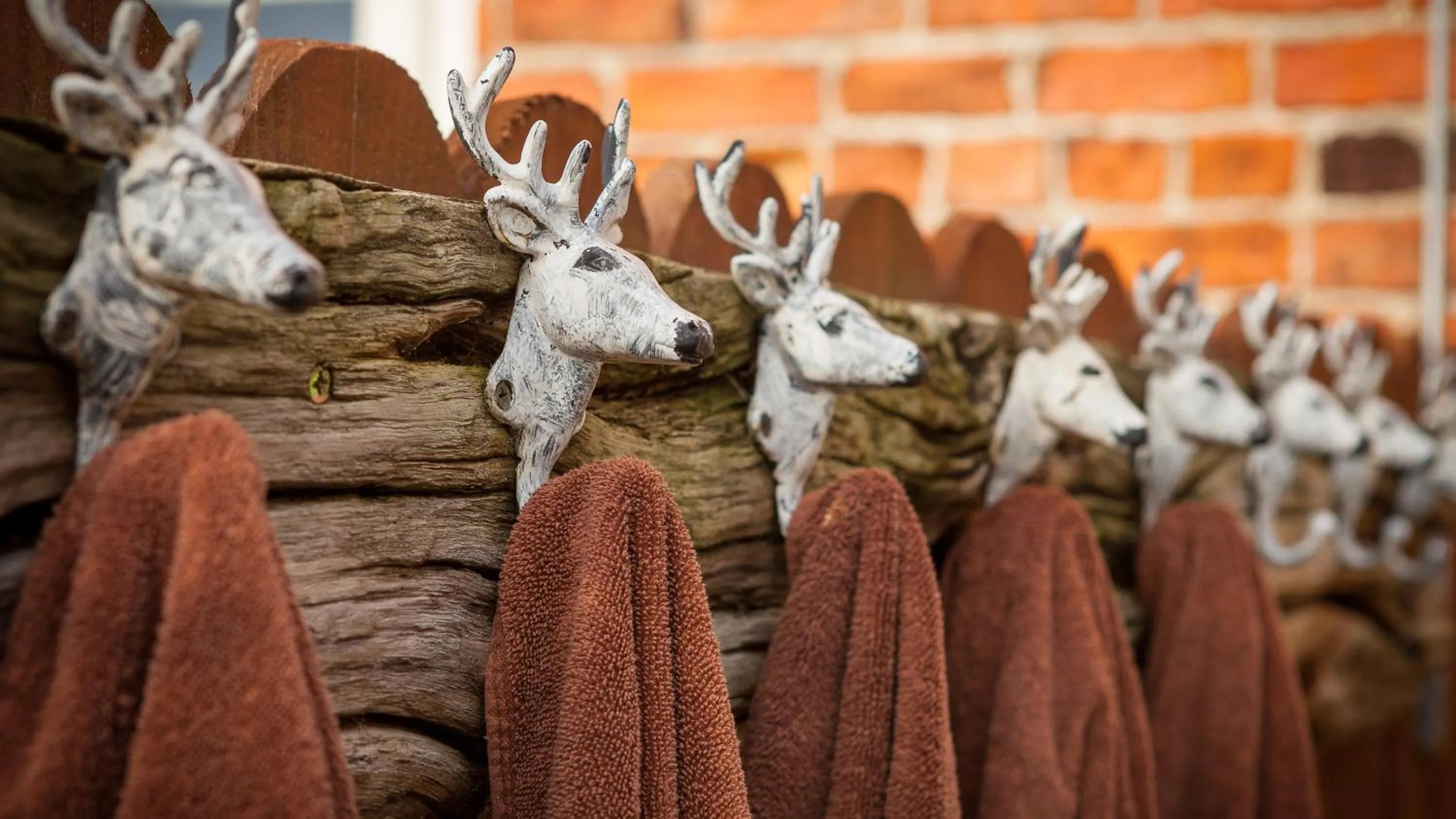Decorative detail in Skipbridge Farm Cottages