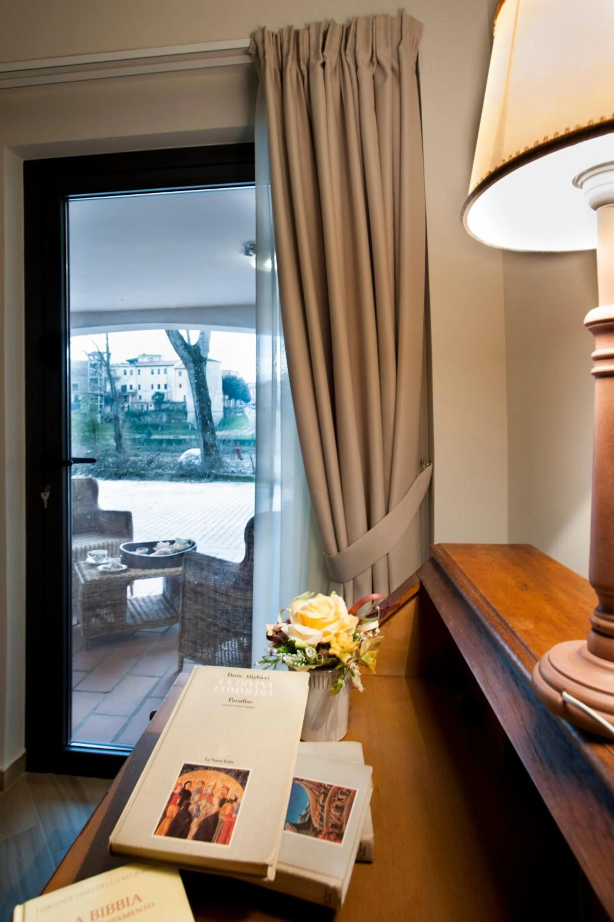 Garden view in La Vignola Country Hotel