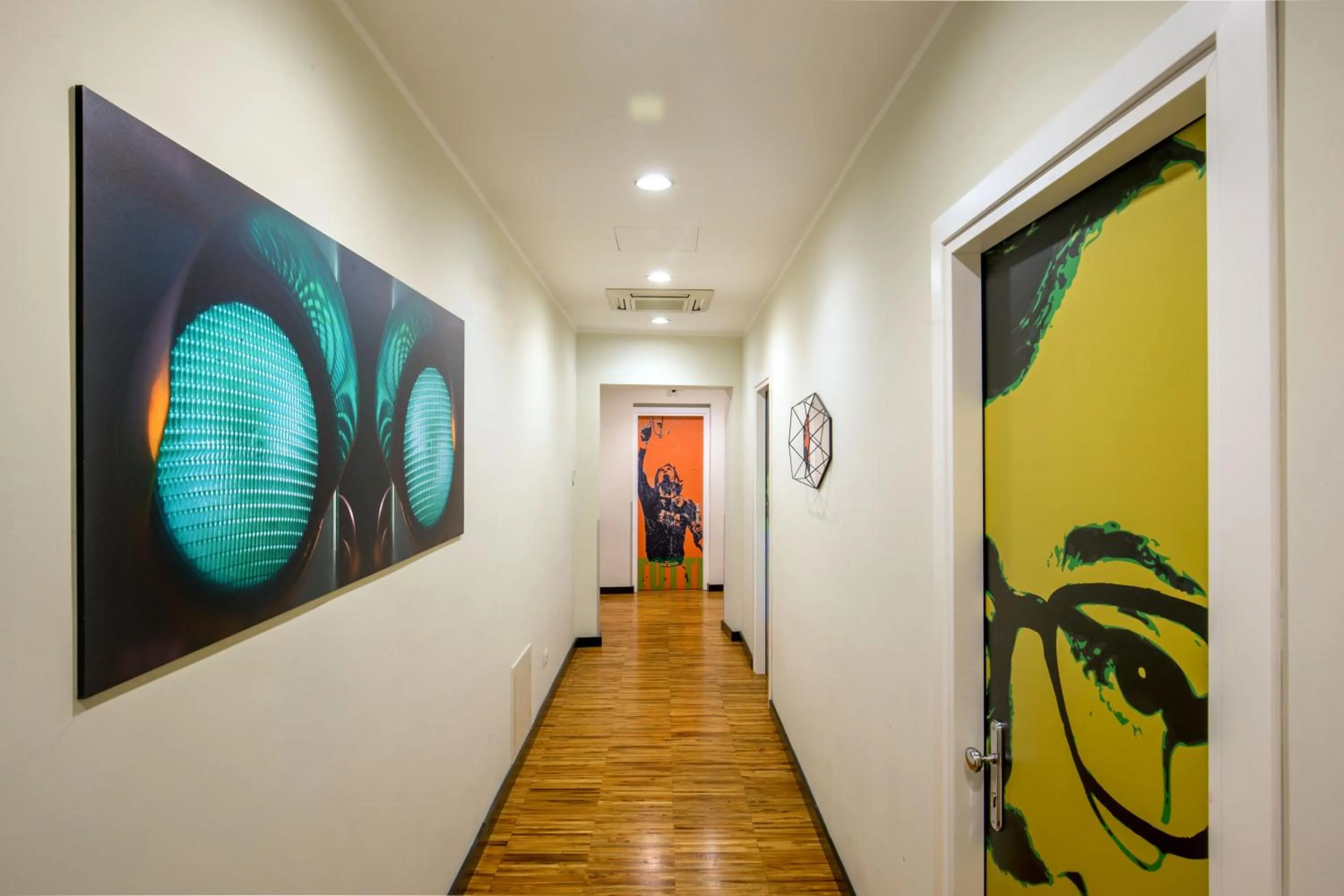 Decorative detail in Suitedreams