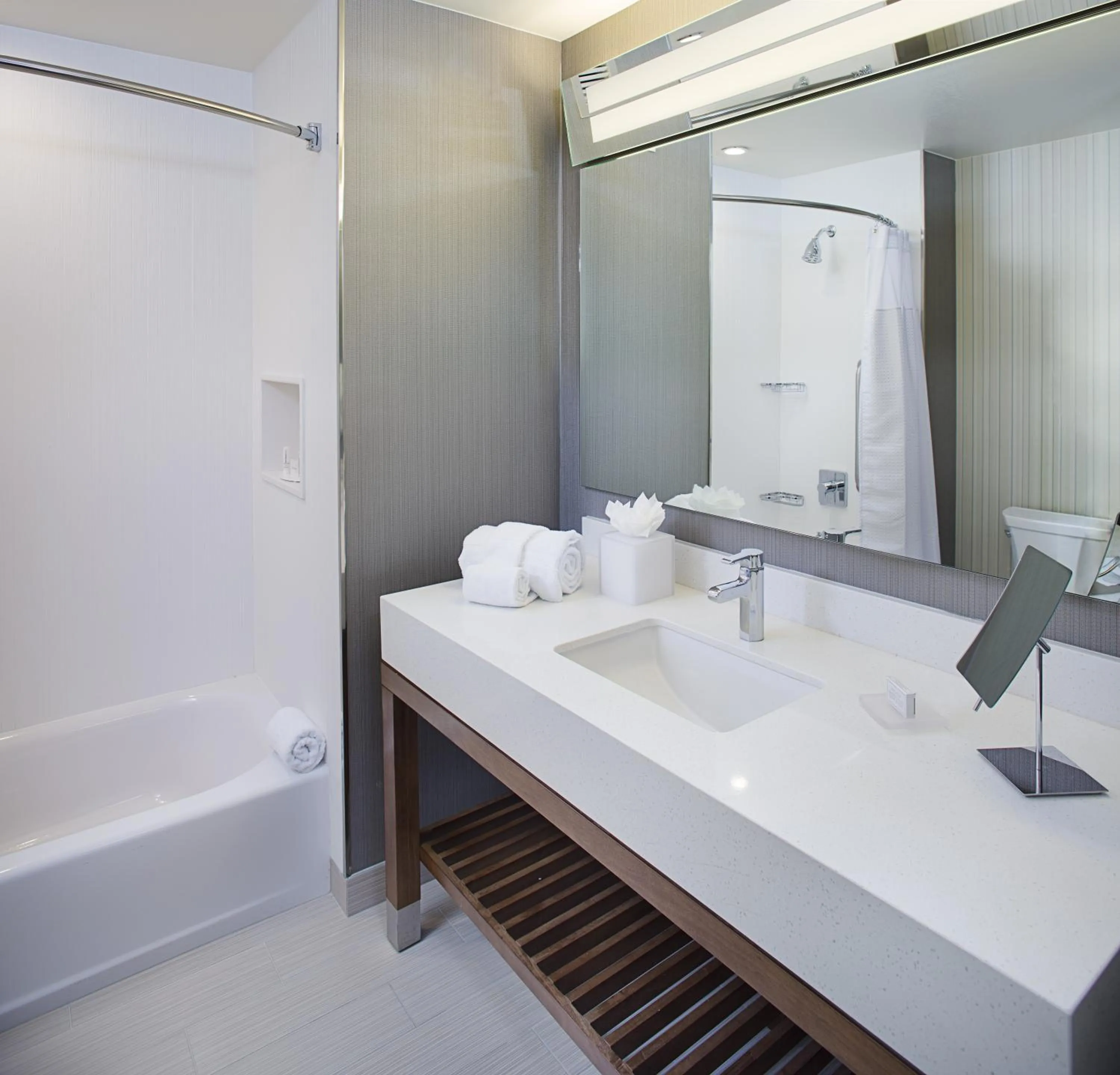 Bathroom in Courtyard by Marriott Dallas Carrollton and Carrollton Conference Center