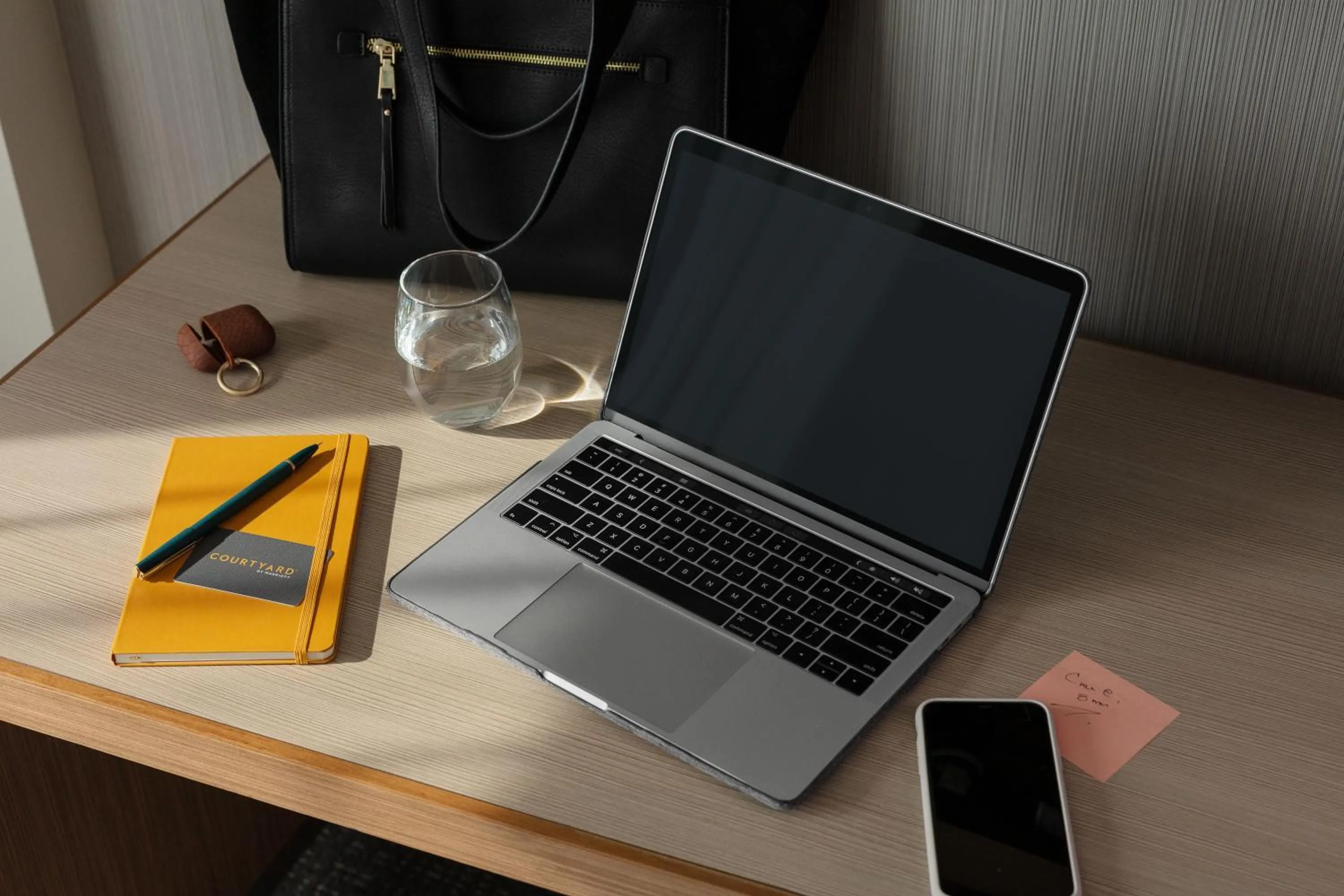 Bedroom in Courtyard by Marriott Morgantown