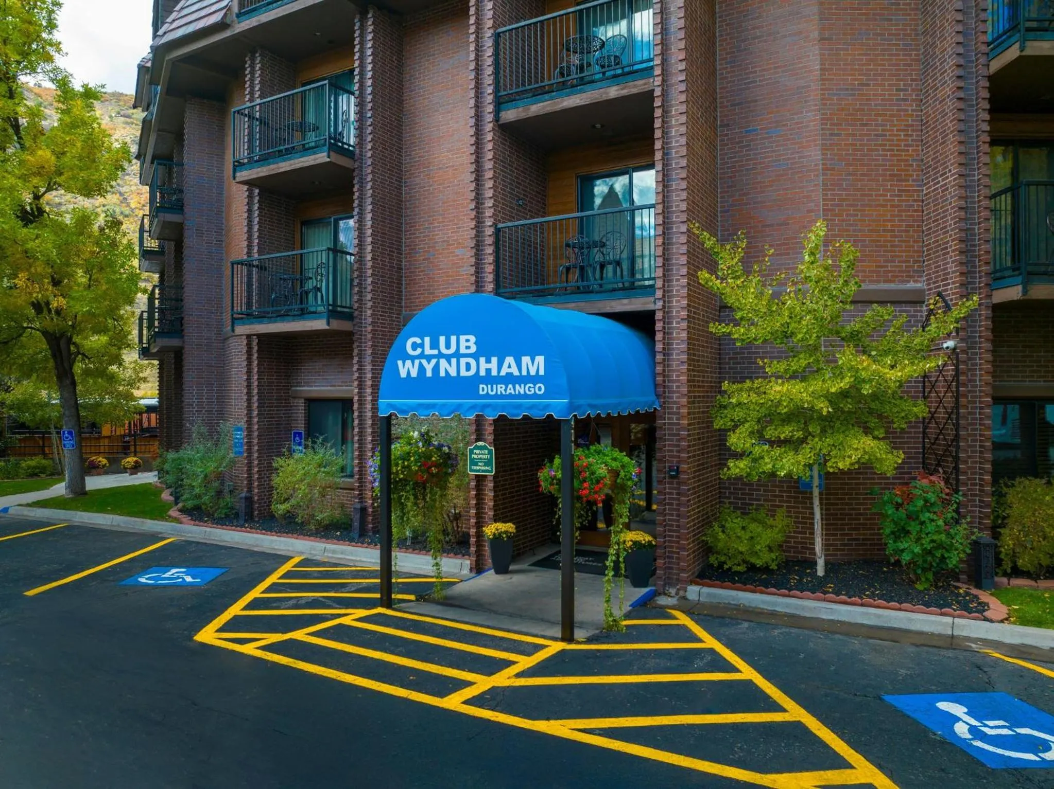 Property building in Club Wyndham Durango