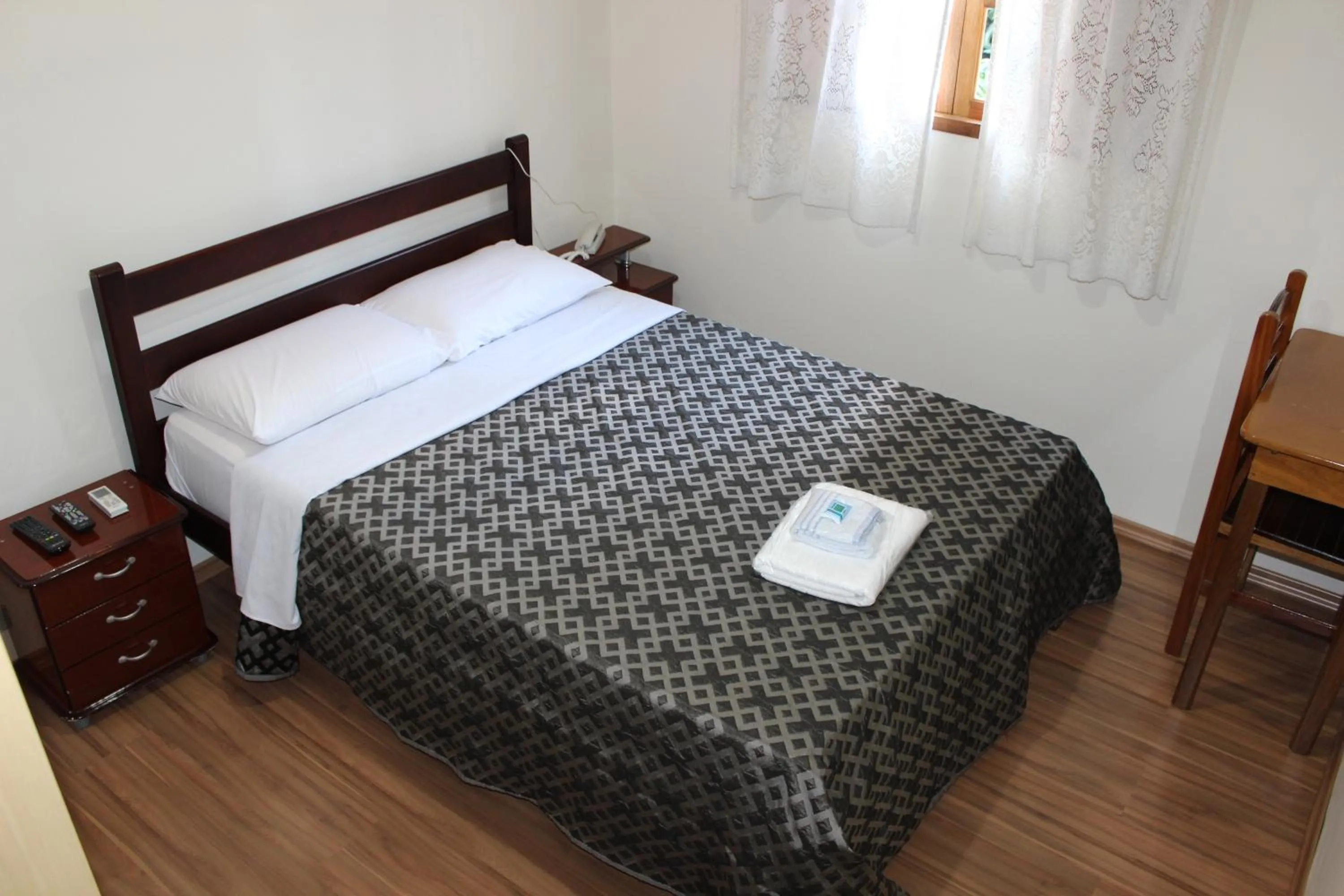 Bedroom, Bed in Hotel Turiassú