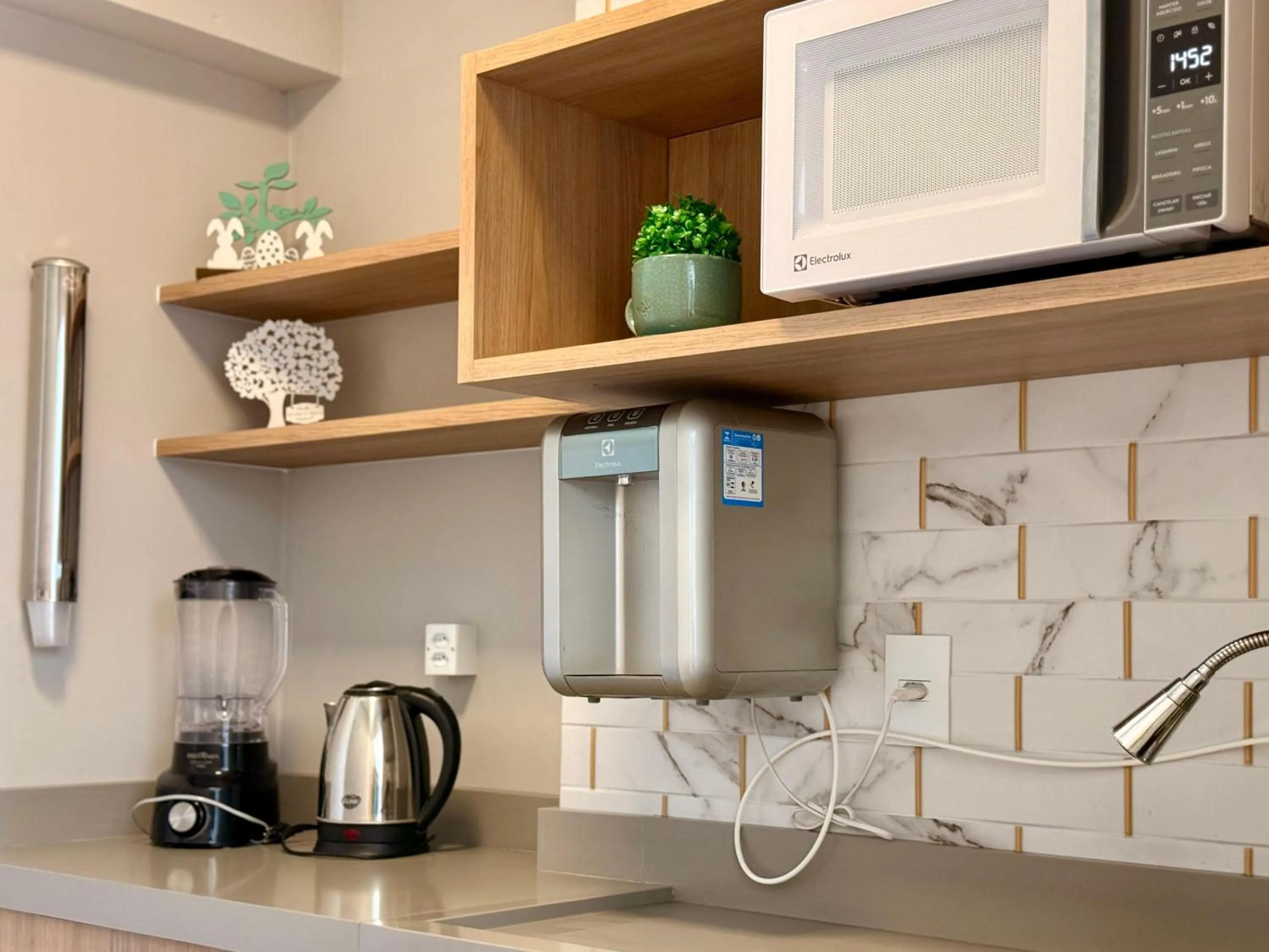 Communal kitchen in Pousada Duas Ilhas