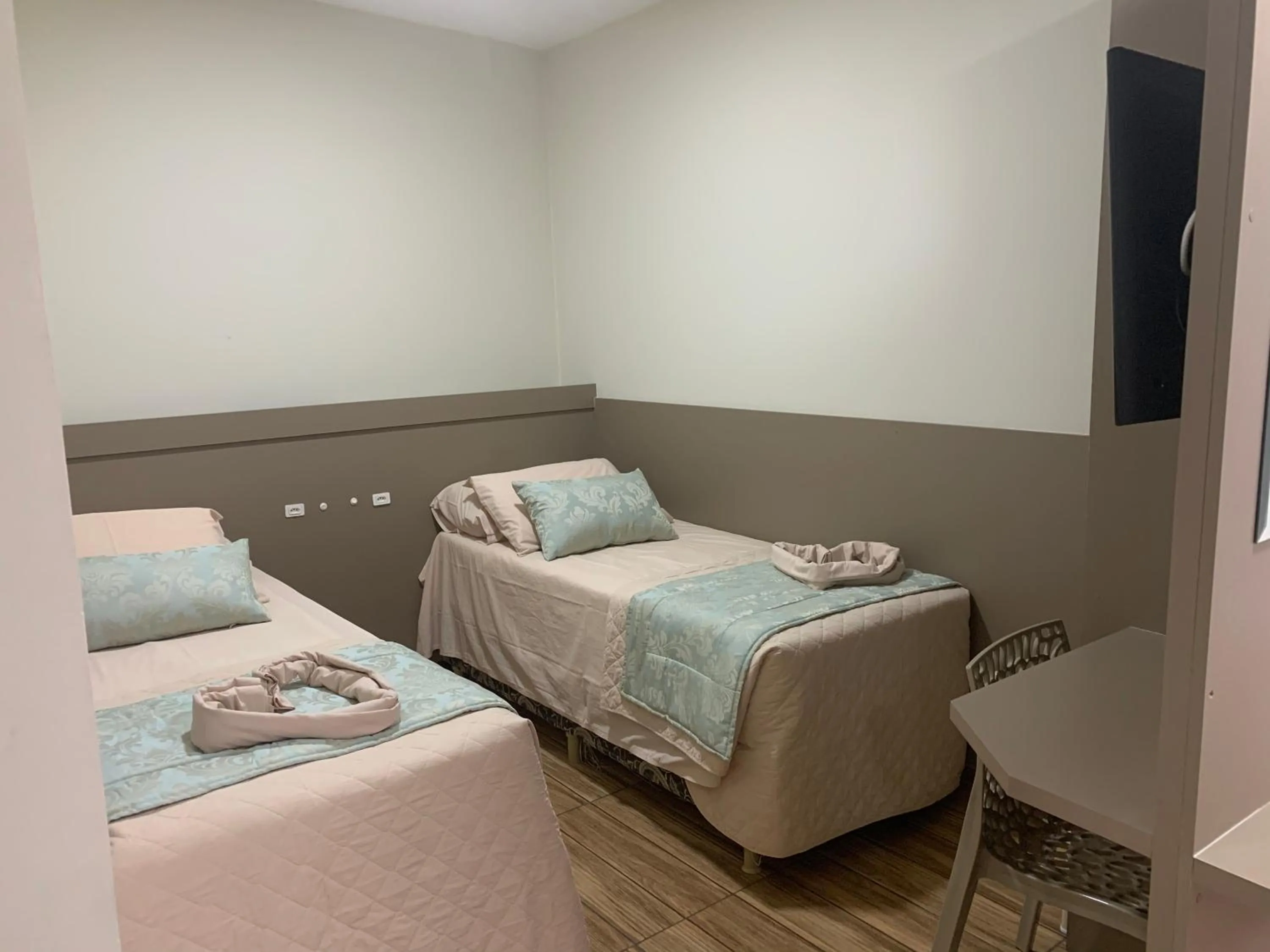Economy Quadruple Room in Pousada Duas Ilhas