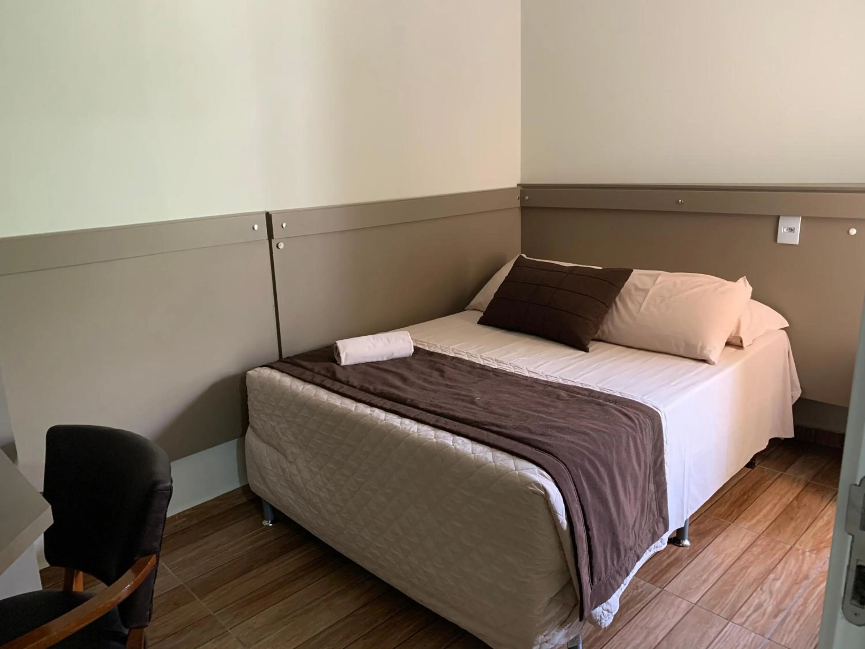 Budget Double Room in Pousada Duas Ilhas