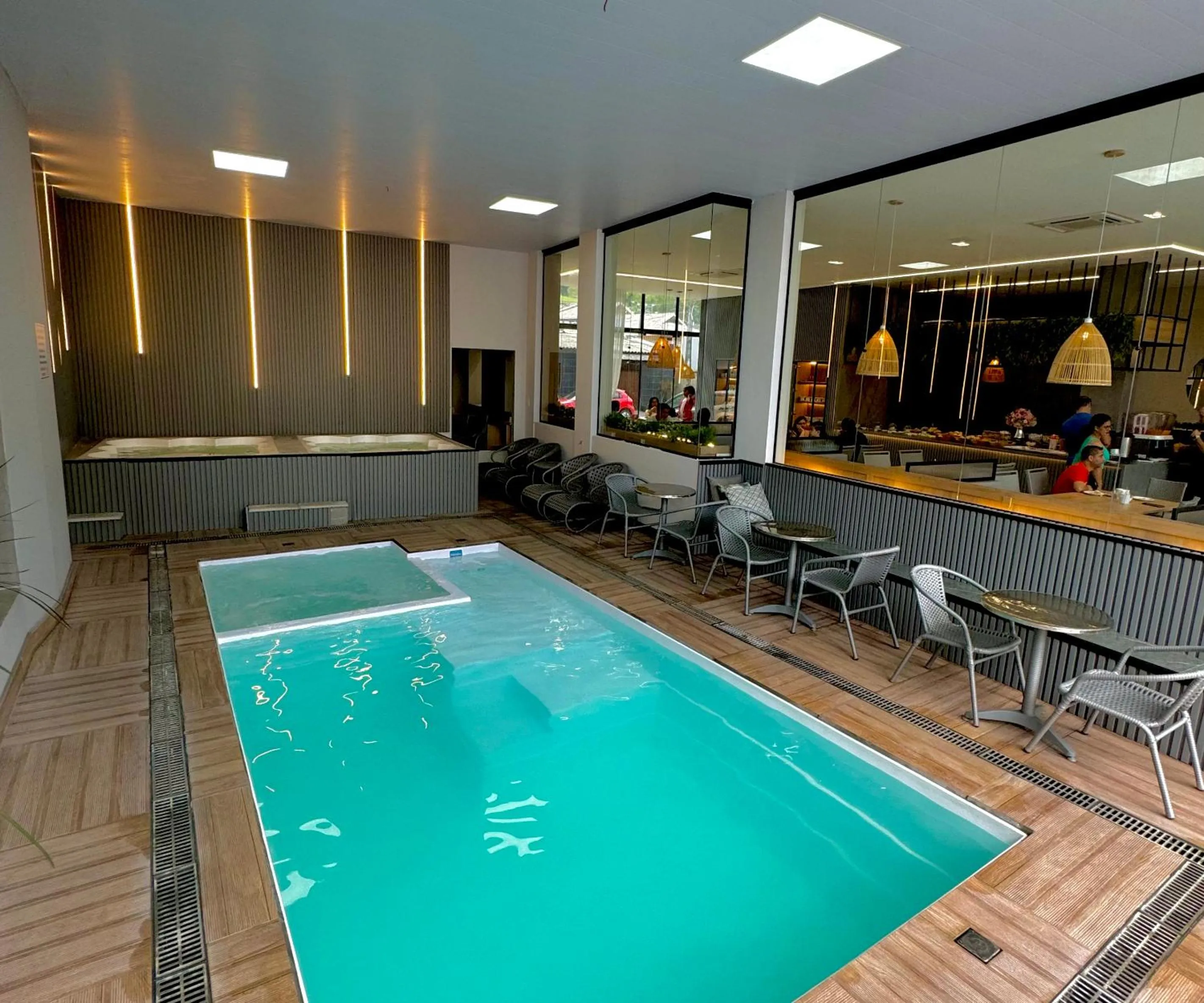 Restaurant/places to eat in Pousada Duas Ilhas