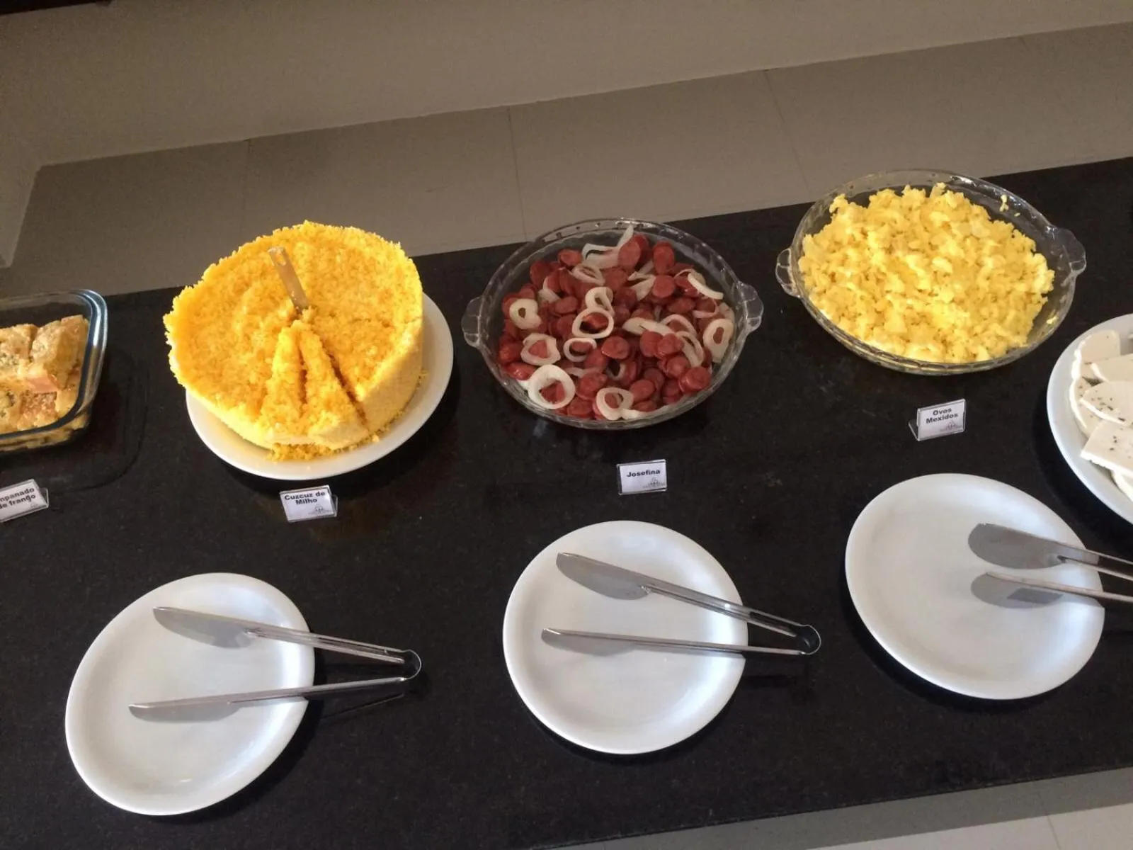 Buffet breakfast in Hotel Caju de Ouro