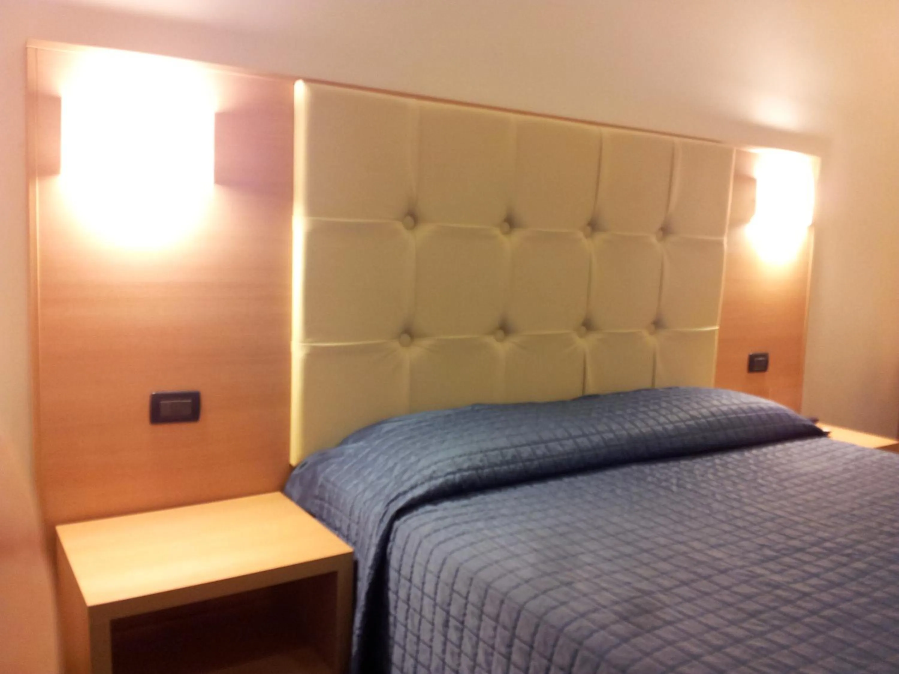 Bedroom, Bed in Residenza Cola Di Rienzo - Suite In Rome