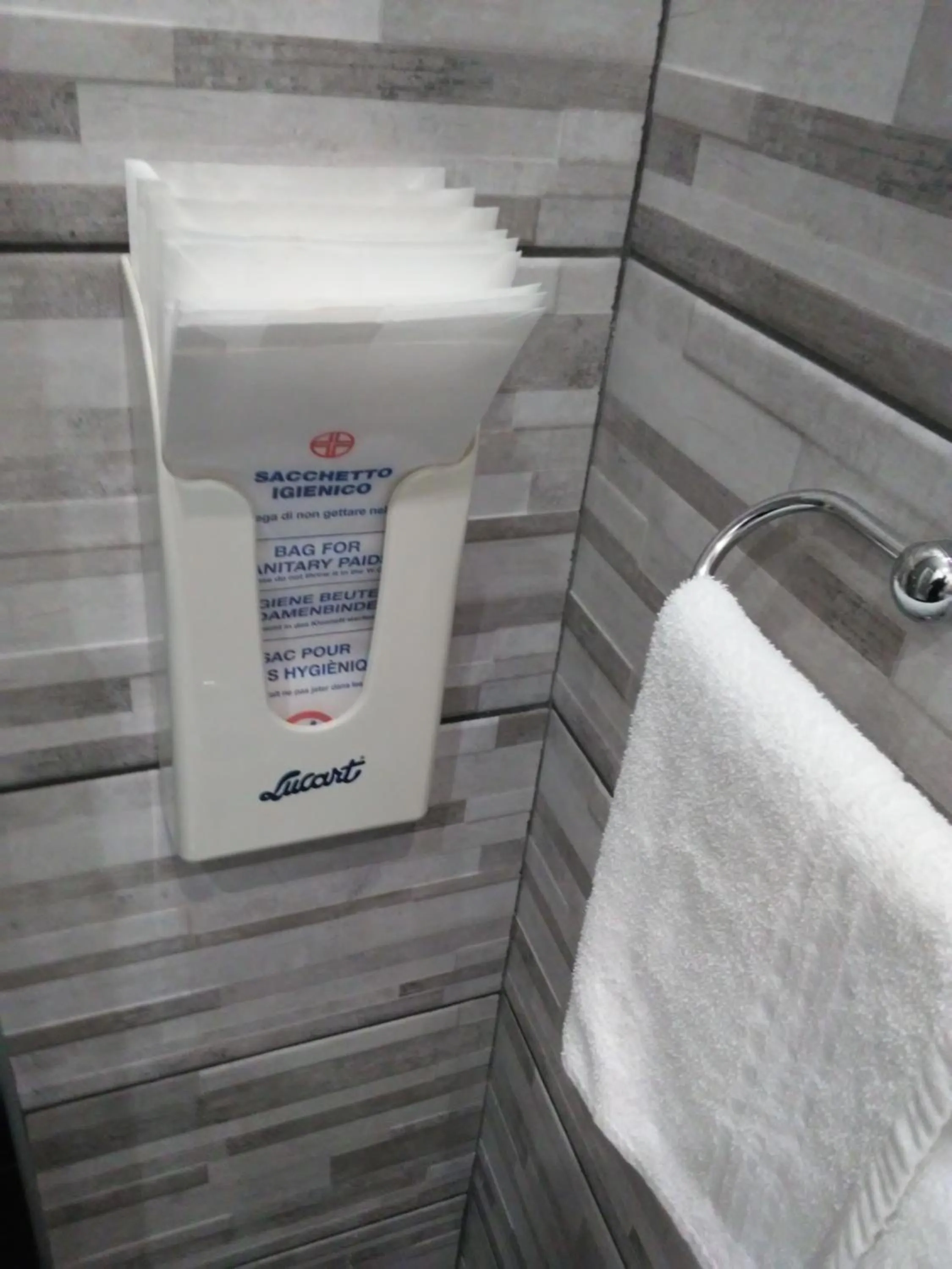 Bathroom in Residenza Cola Di Rienzo - Suite In Rome