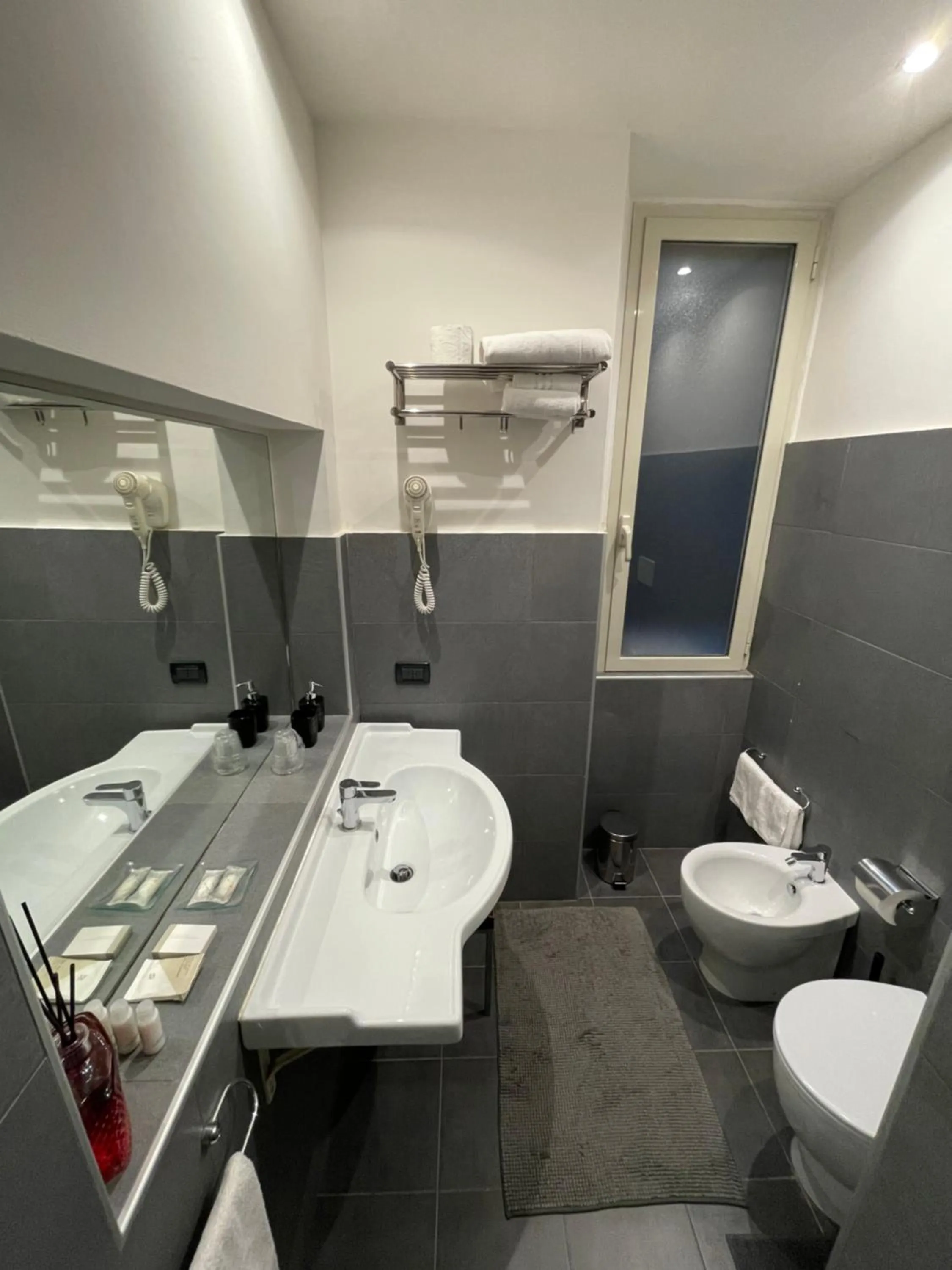 Shower in Residenza Cola Di Rienzo - Suite In Rome