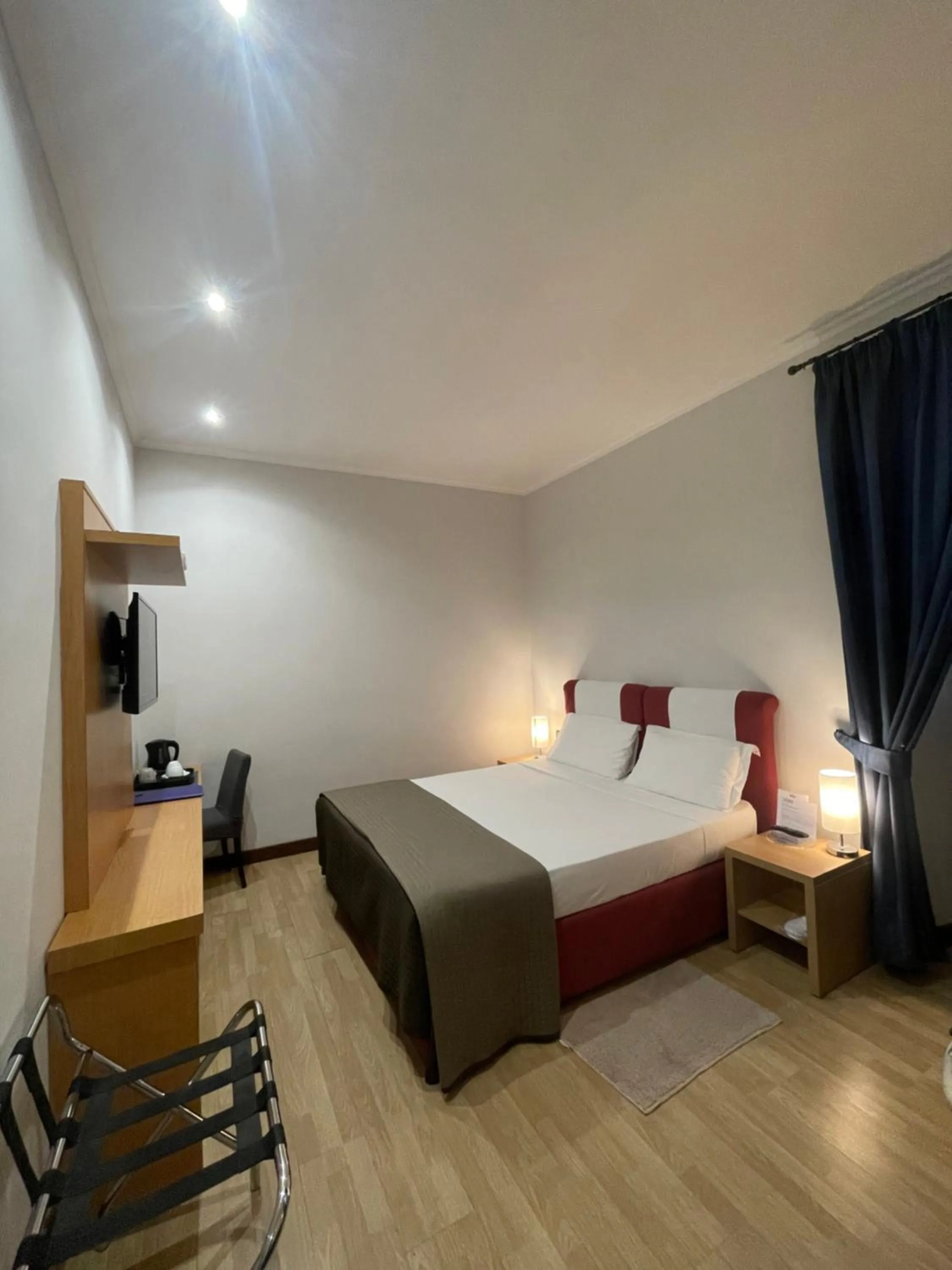 Bed in Residenza Cola Di Rienzo - Suite In Rome