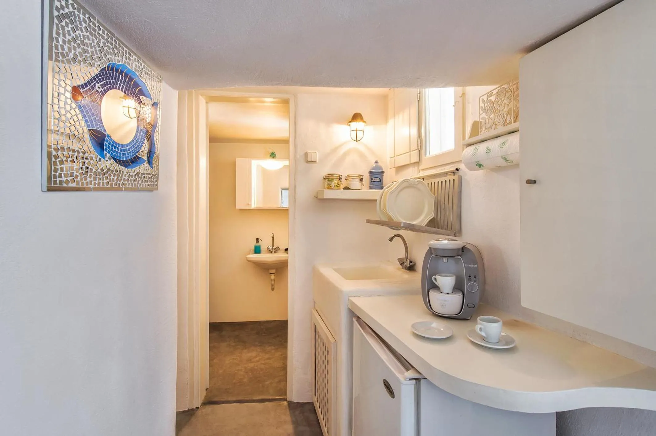 Kitchen or kitchenette in White Cave Private Villa