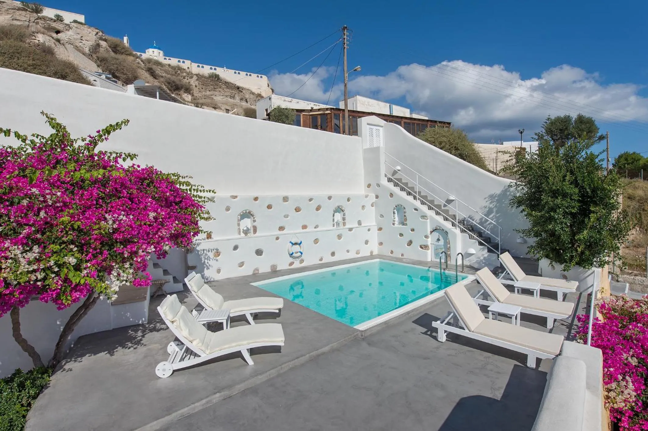 Day in White Cave Private Villa