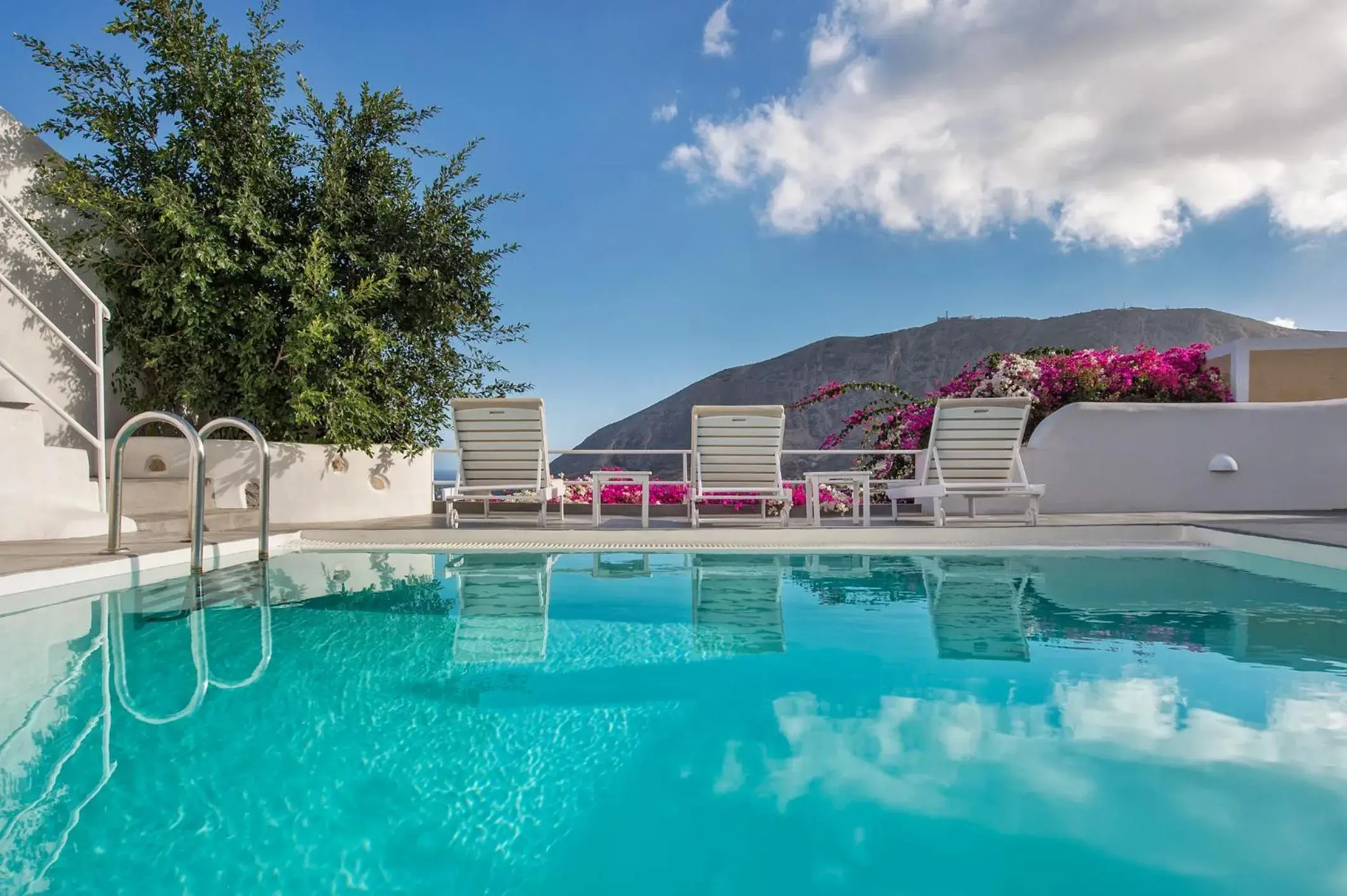 White Cave Private Villa White Cave Private Villa