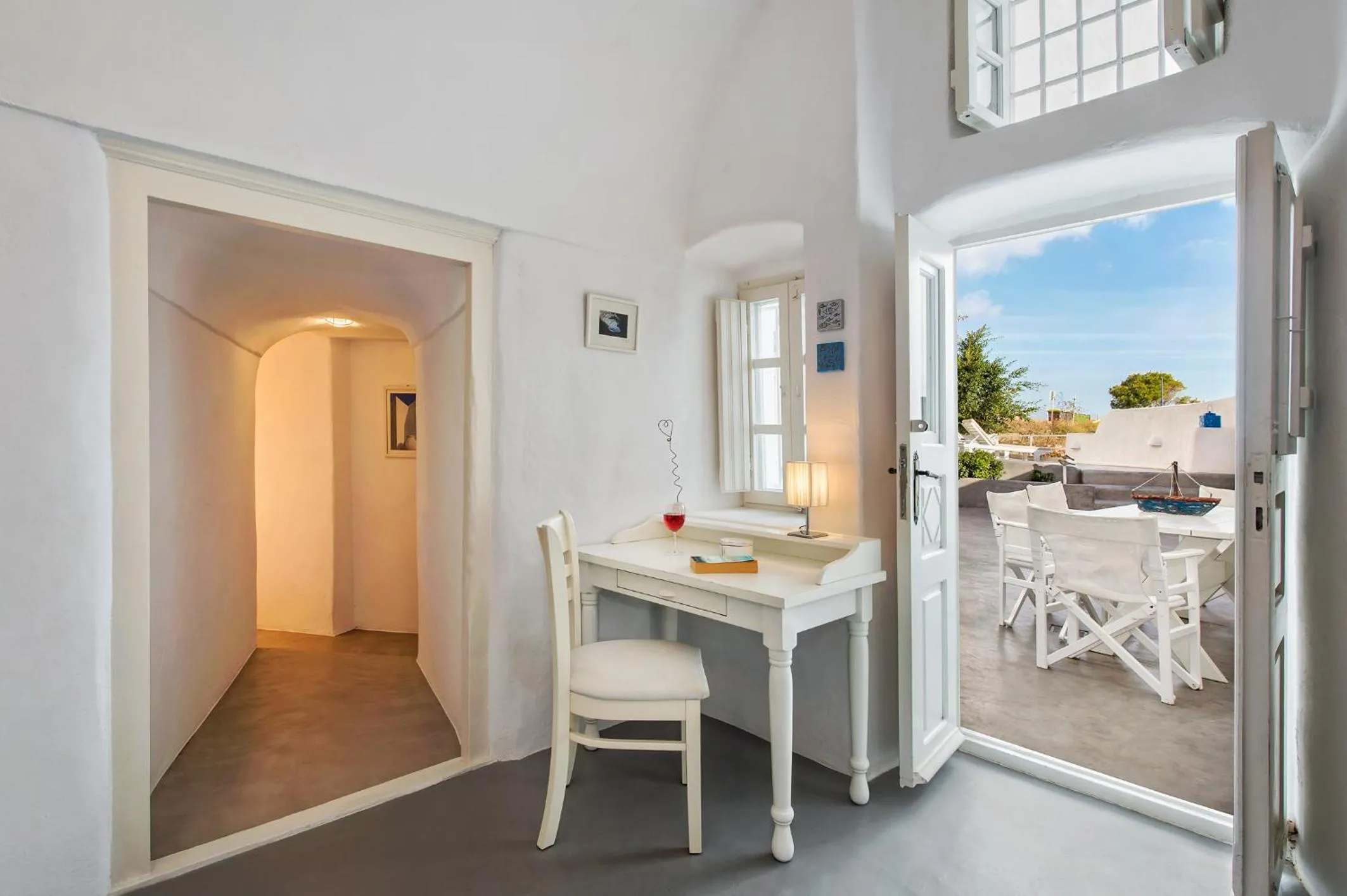 Decorative detail in White Cave Private Villa
