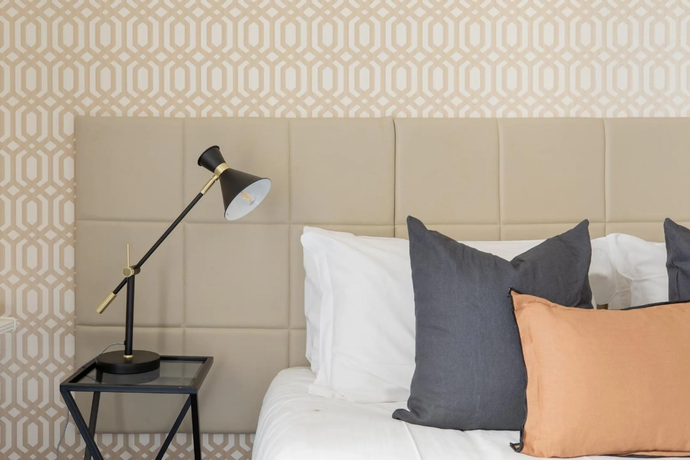 Bed in Residenza Vaticana