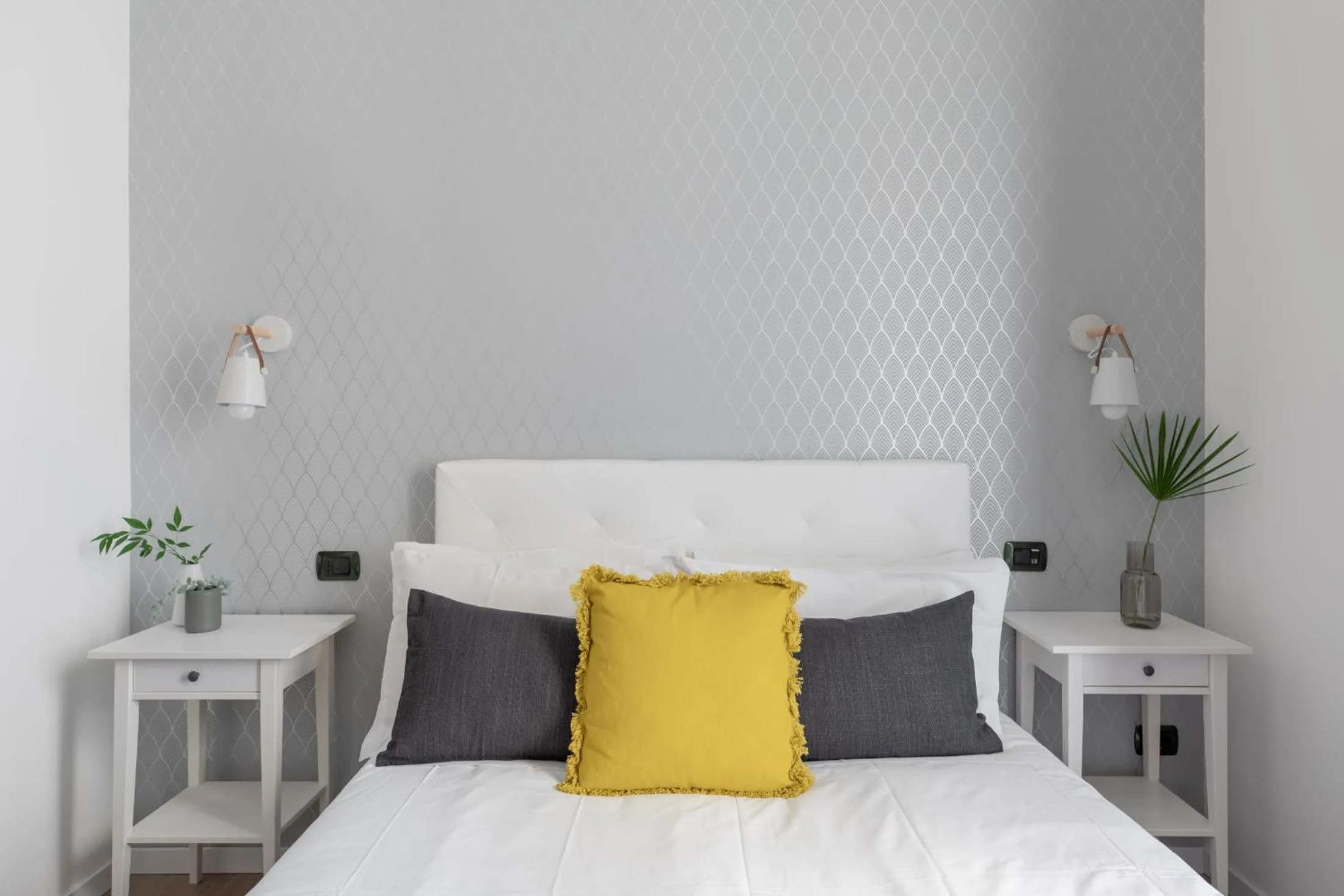 Bed in Residenza Vaticana