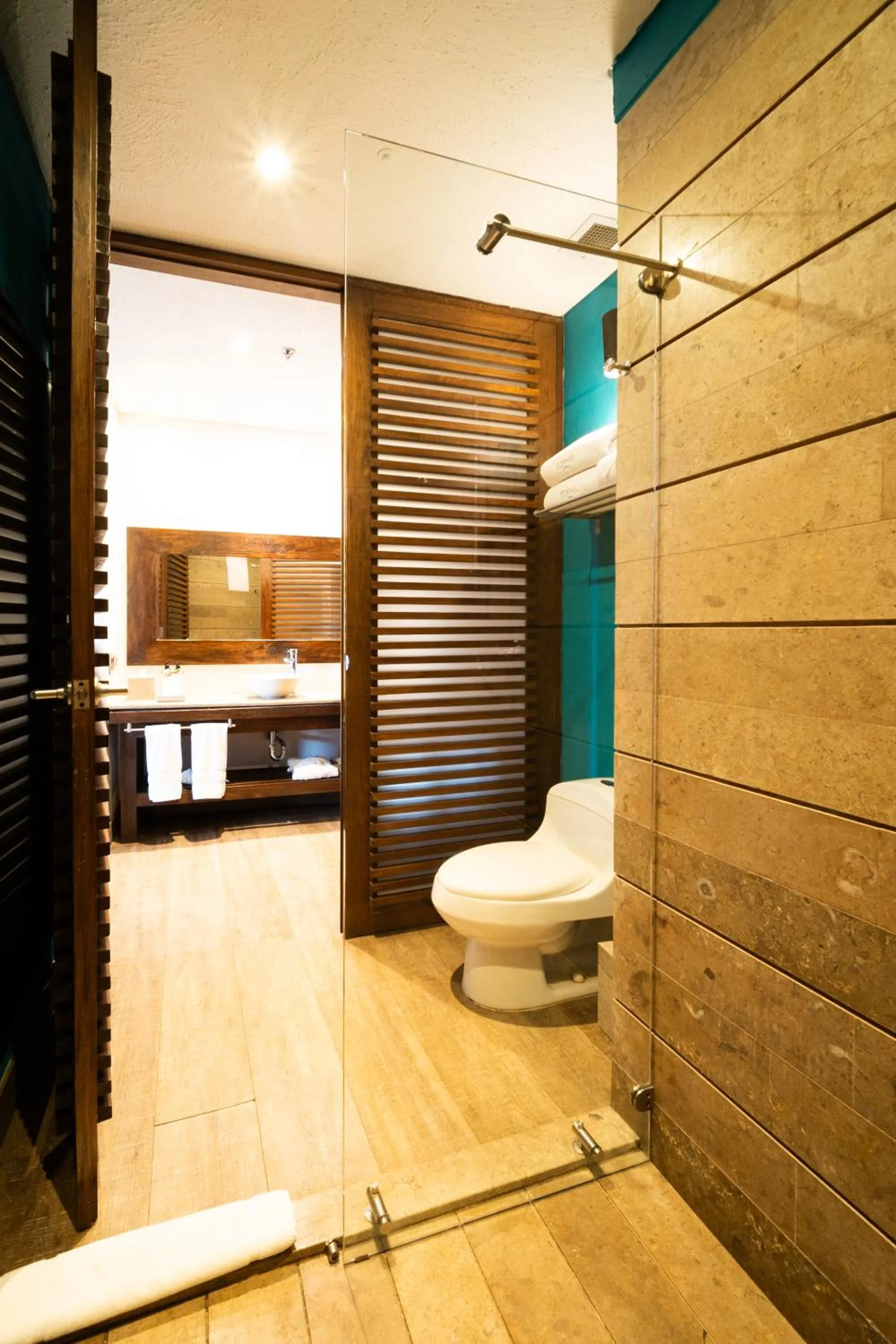 Bathroom in Sophia Hotel By OxoHotel