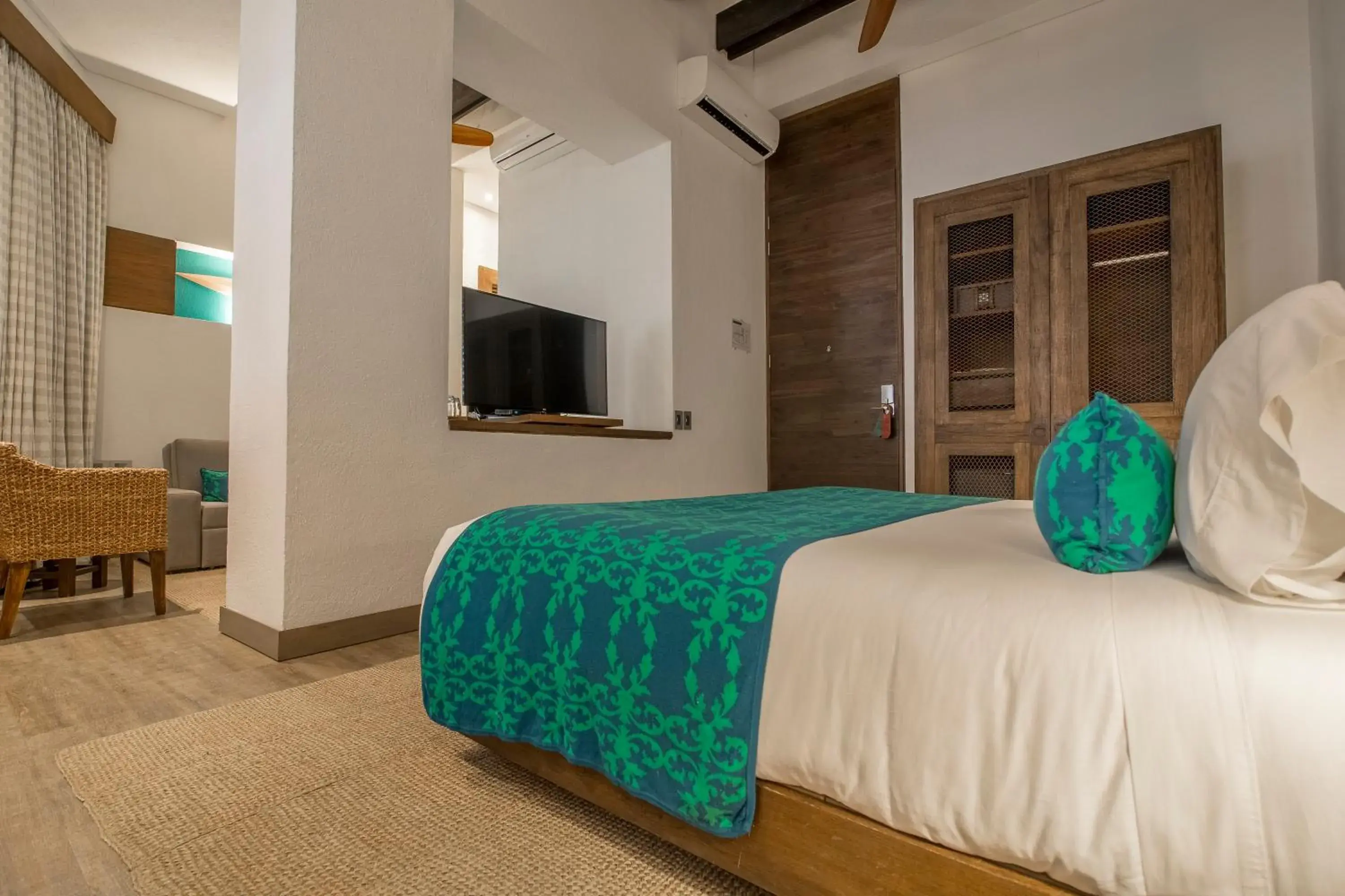 Photo of the whole room, Bed in Sophia Hotel By OxoHotel Photo of the whole room, Bed in Sophia Hotel By OxoHotel