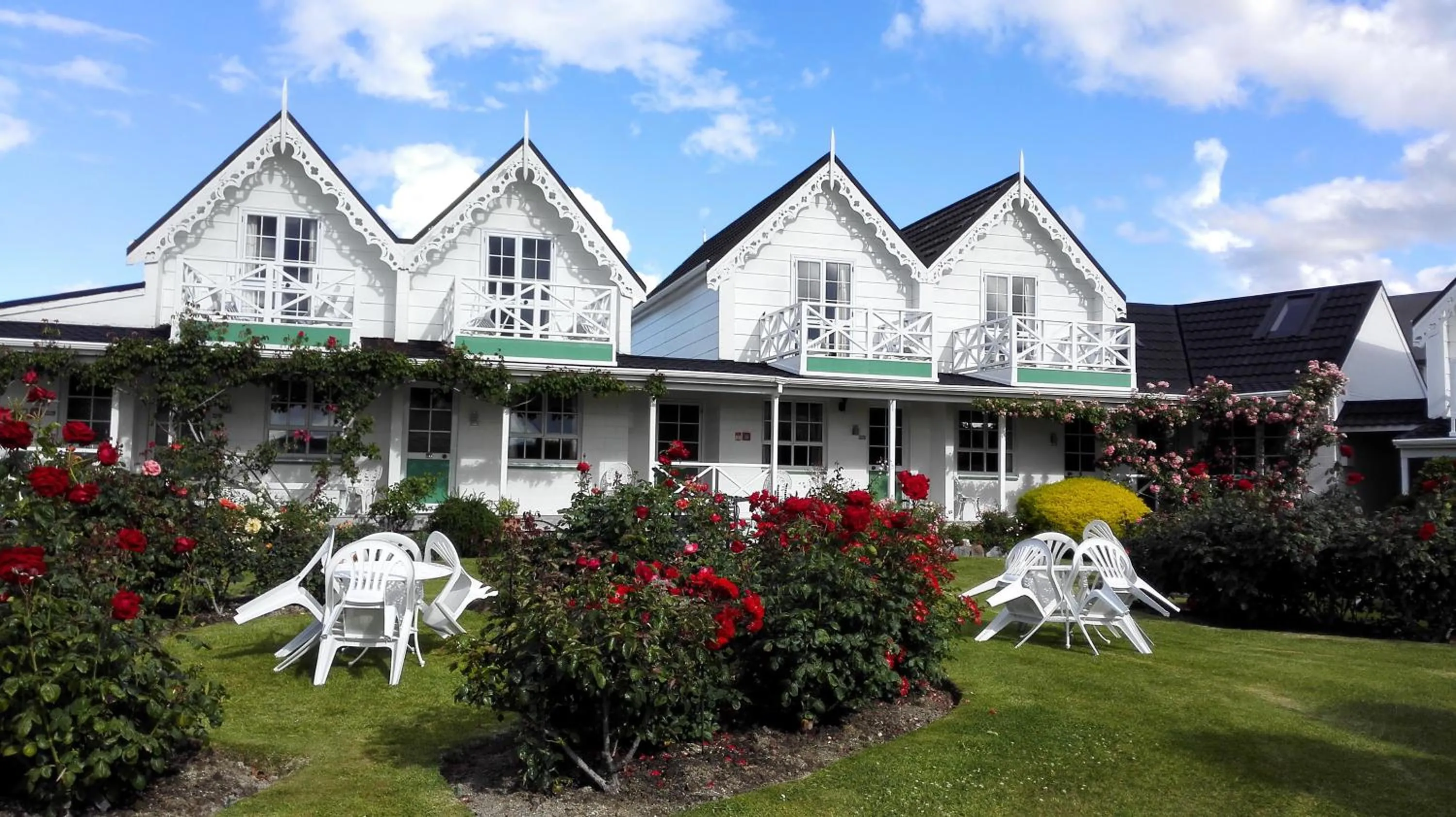 Garden in Phoenix Thermal Resort - Taupo