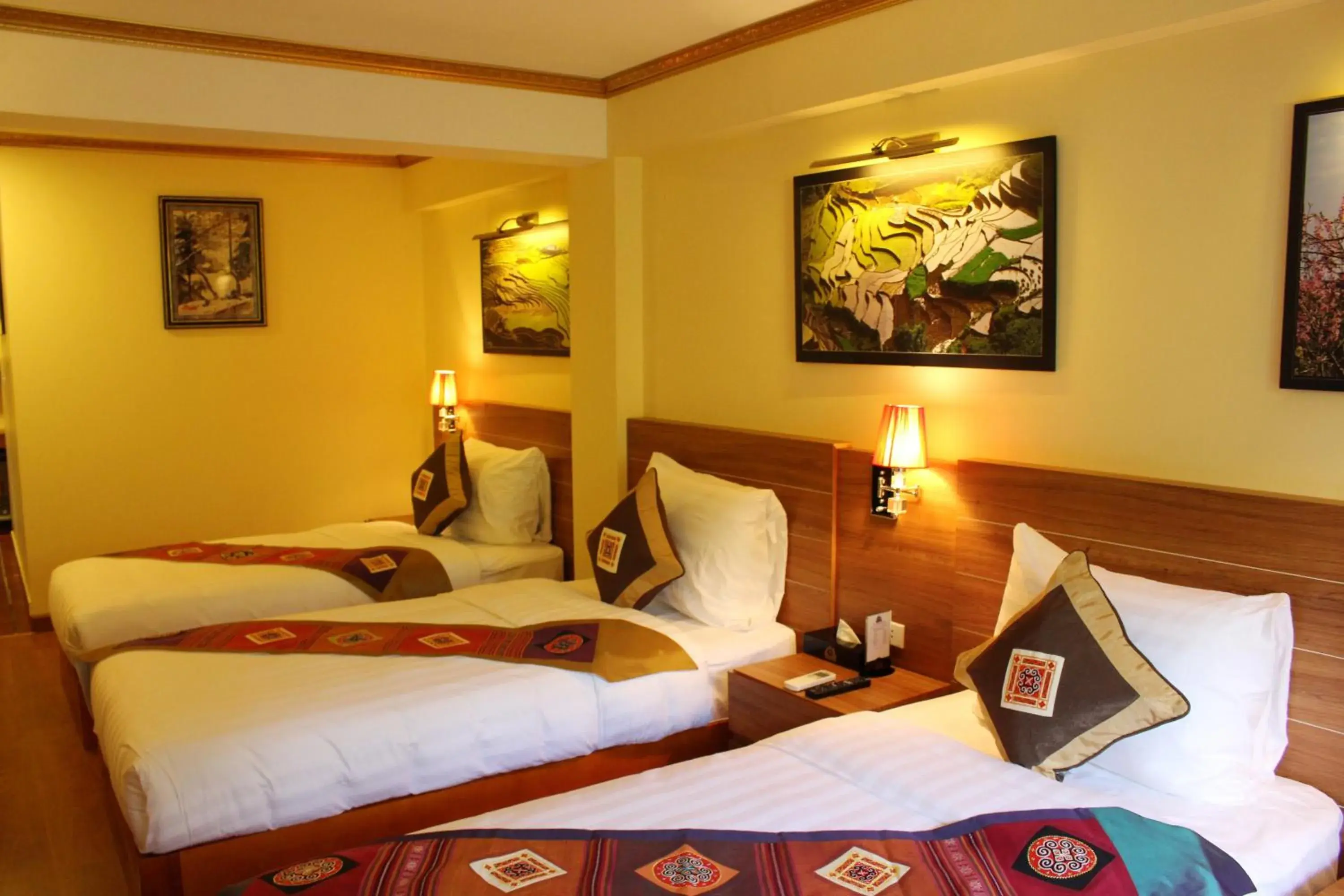 Bed in Sapa Dragon Hotel Bed in Sapa Dragon Hotel