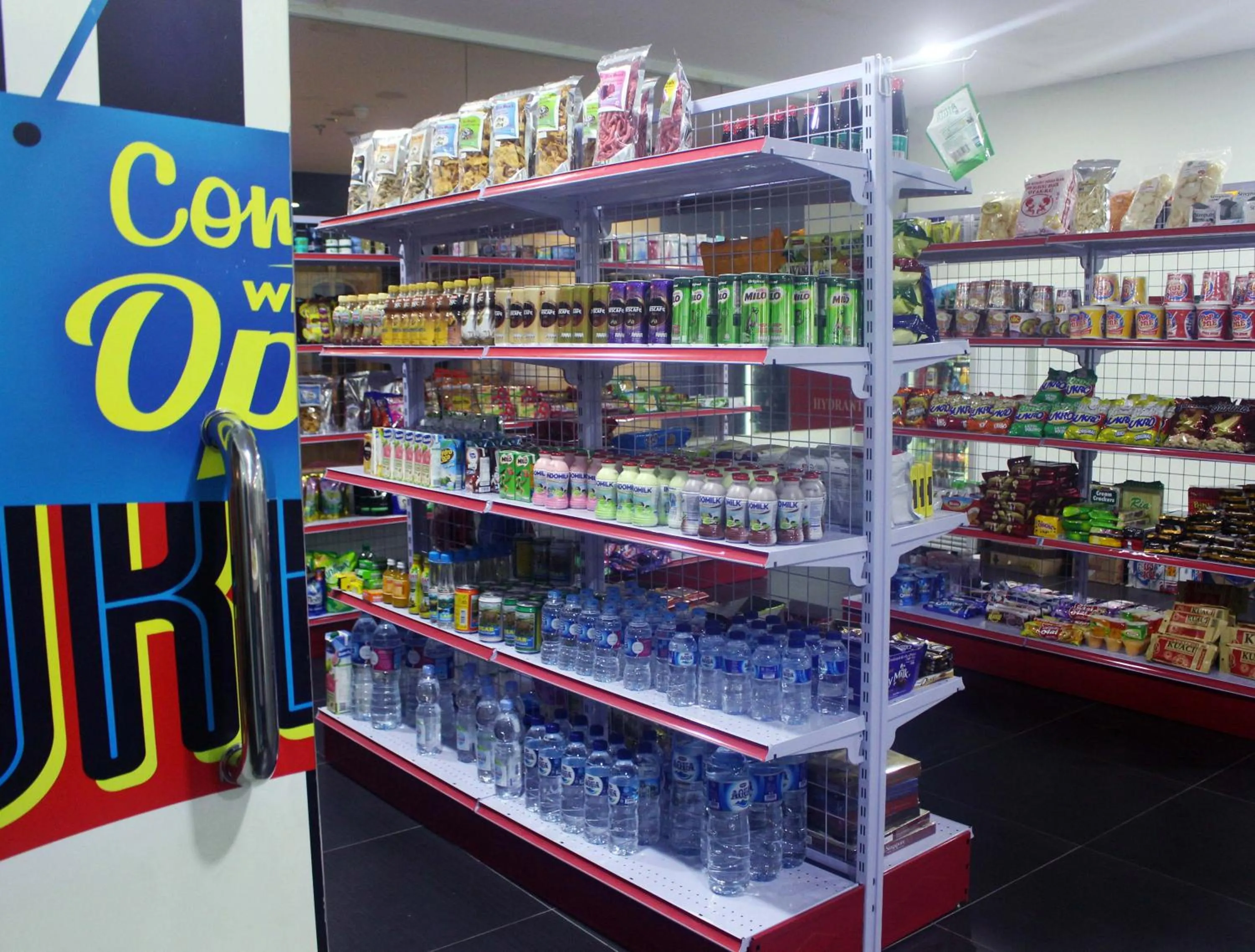 On-site shops in OS Style Hotel Batu Aji Batam Powered by Archipelago